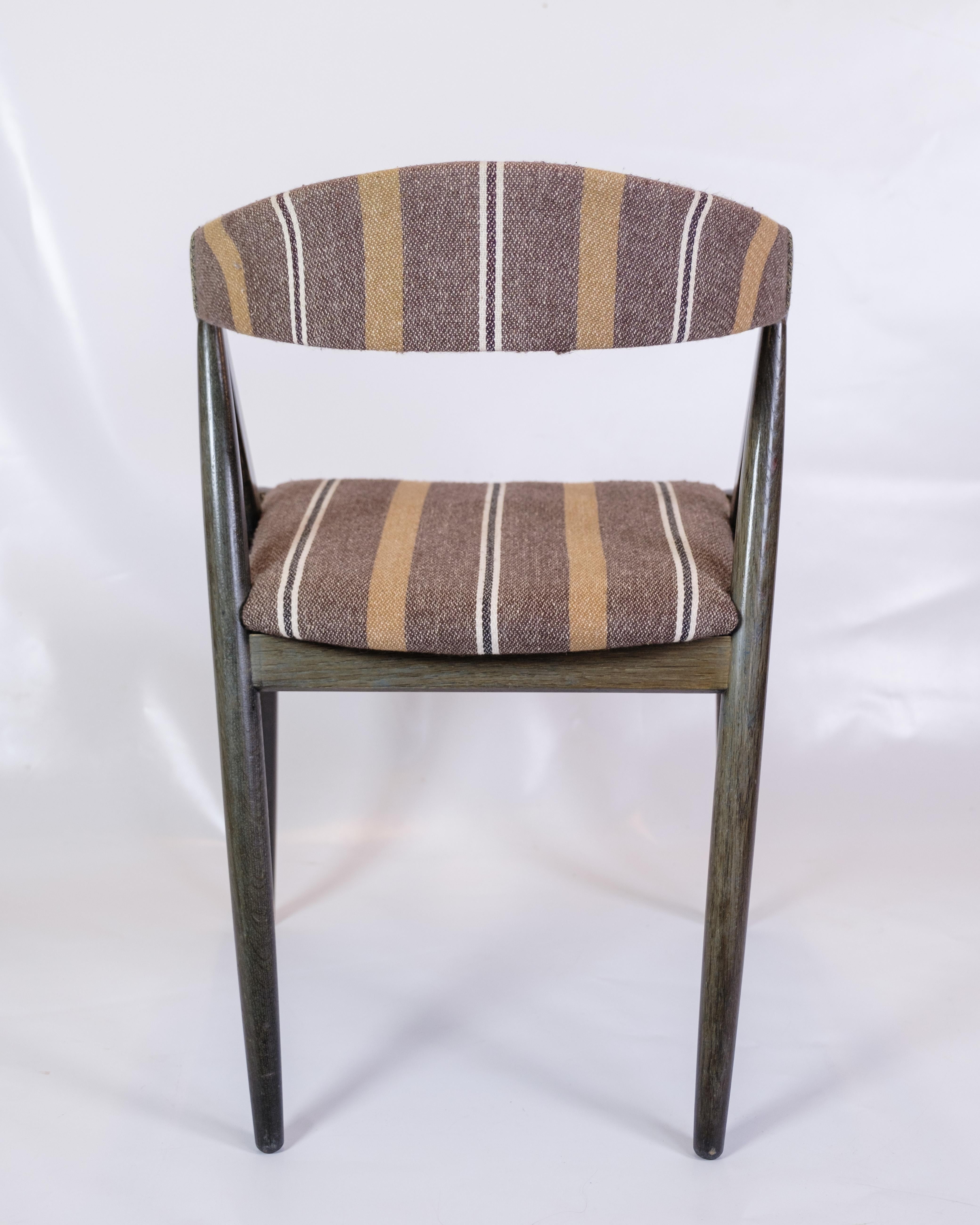 Milieu du XXe siècle Ensemble de 6 chaises de salle à manger modèle 31 fabriquées en bois foncé par Kai Kristiansen des années 1960 en vente