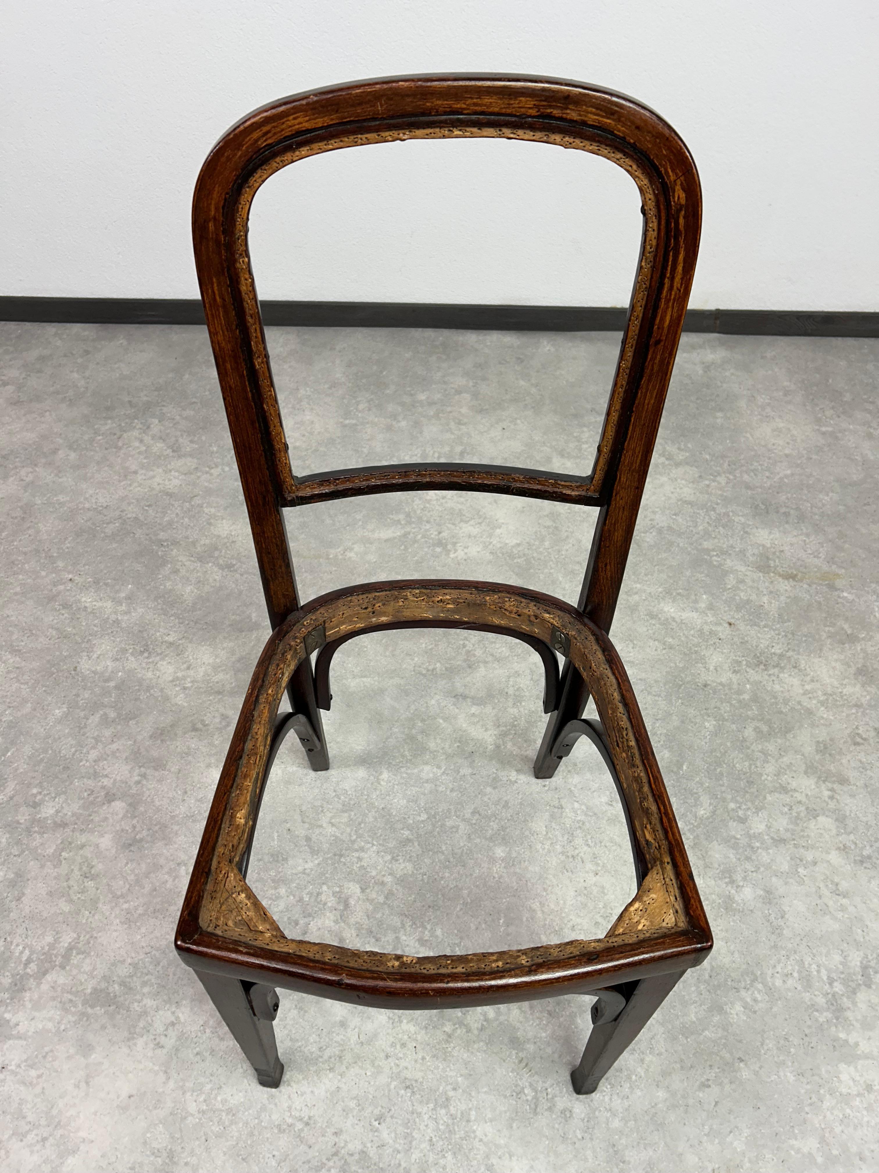 Set of 6 dining chairs no.715 by Gustav Siegel for J&J Kohn in vendita 3