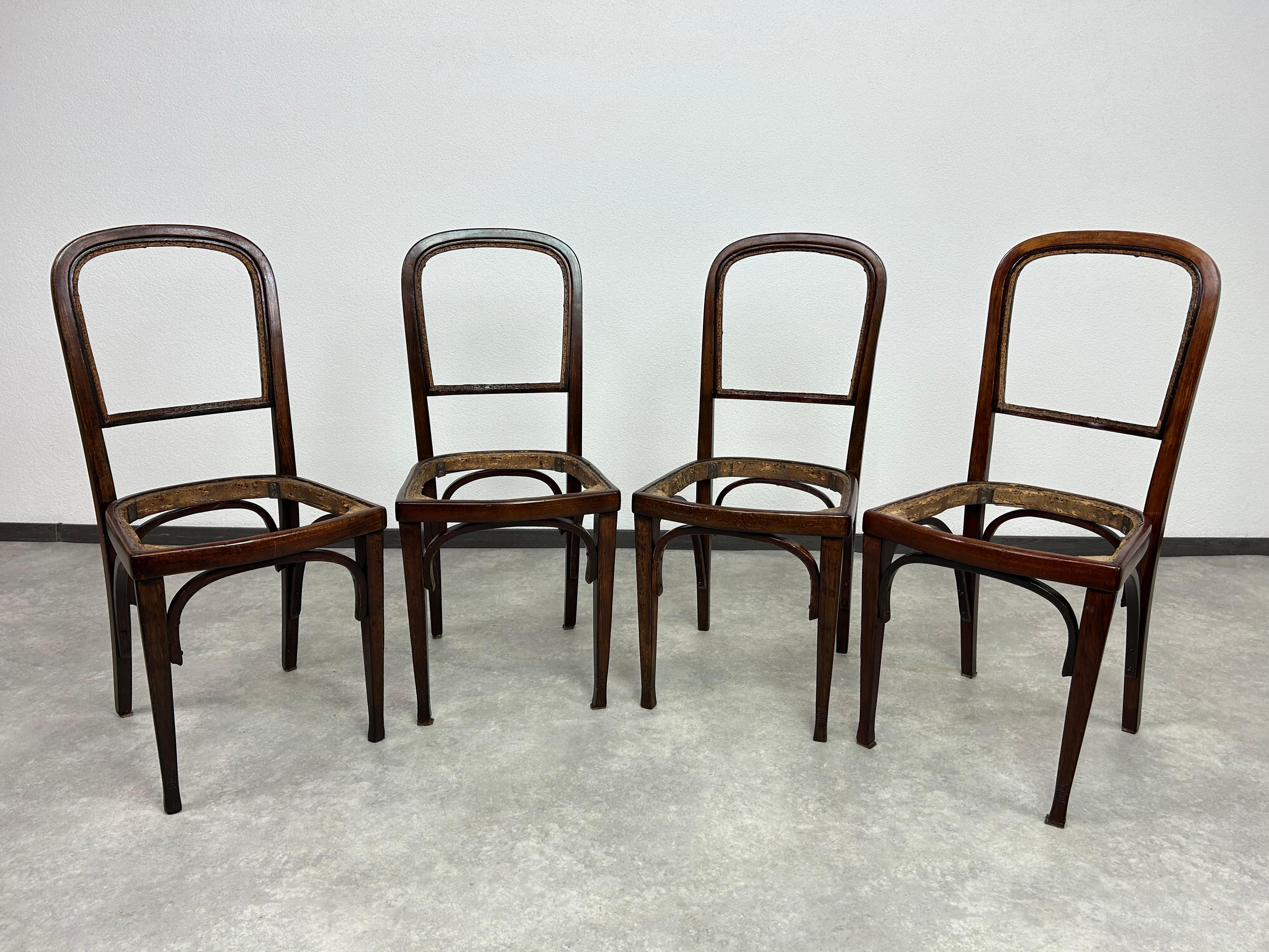 Secessione di Vienna Set of 6 dining chairs no.715 by Gustav Siegel for J&J Kohn in vendita