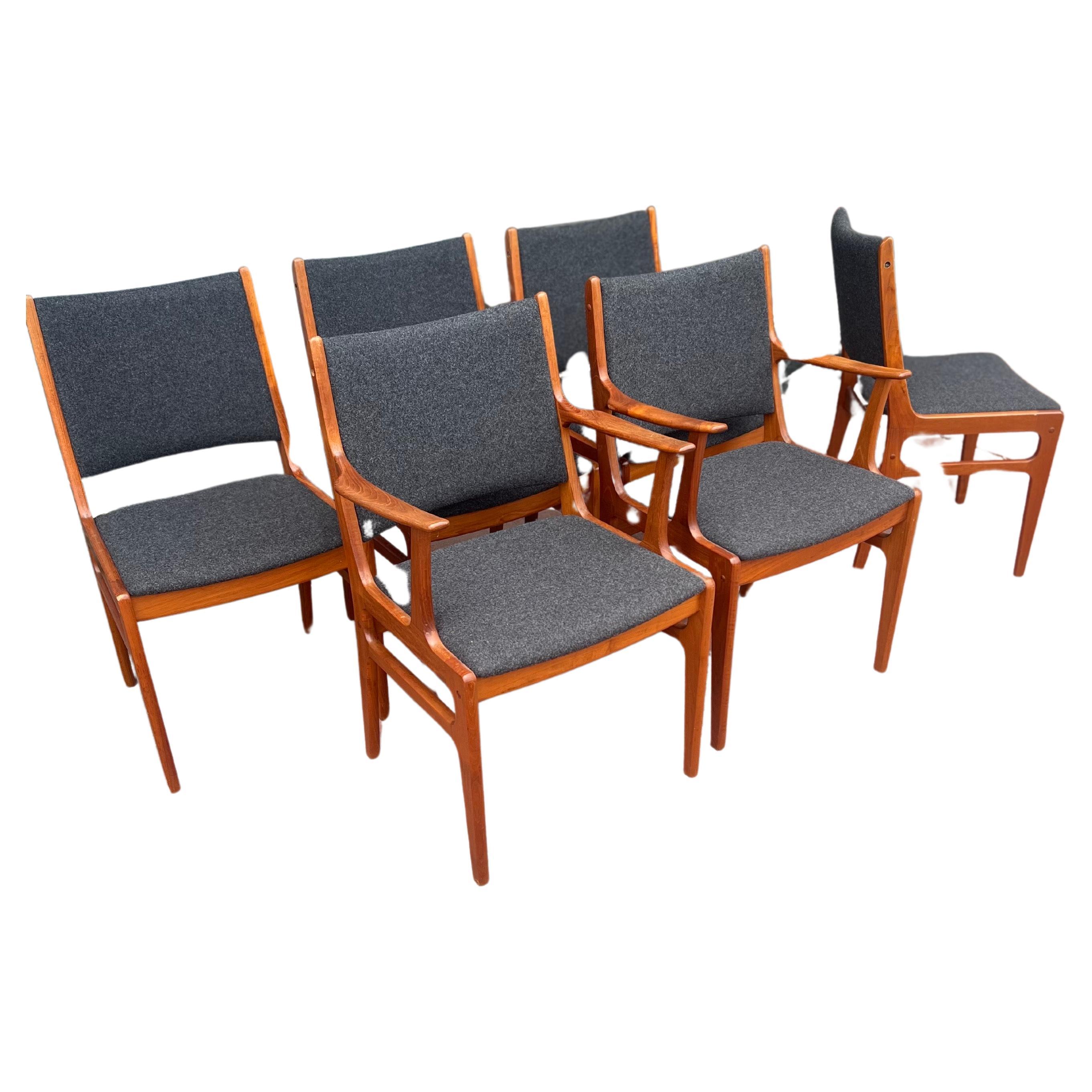 beautiful elegant set of 6 Danish modern solid teak dining chairs circa 1960's, the chairs have been professionally restored and recover with Knoll felt fabric , these chairs are solid and sturdy a great set that will match any Danish Modern , Mid
