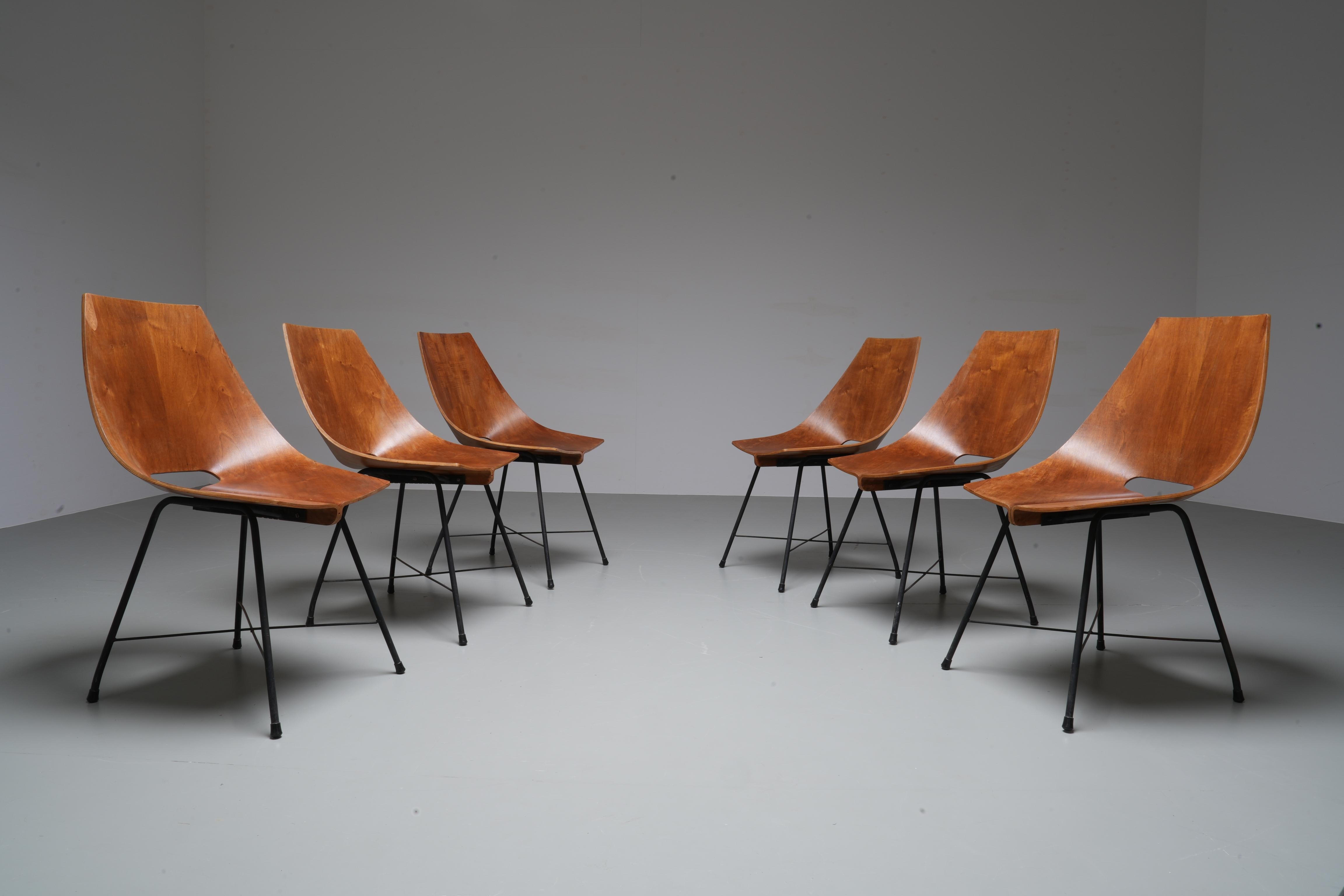 Set of 6 Dining Room Chairs by Carlo Ratti in Plywood and Metal, Italy, 1954 In Good Condition For Sale In Uithoorn, NL
