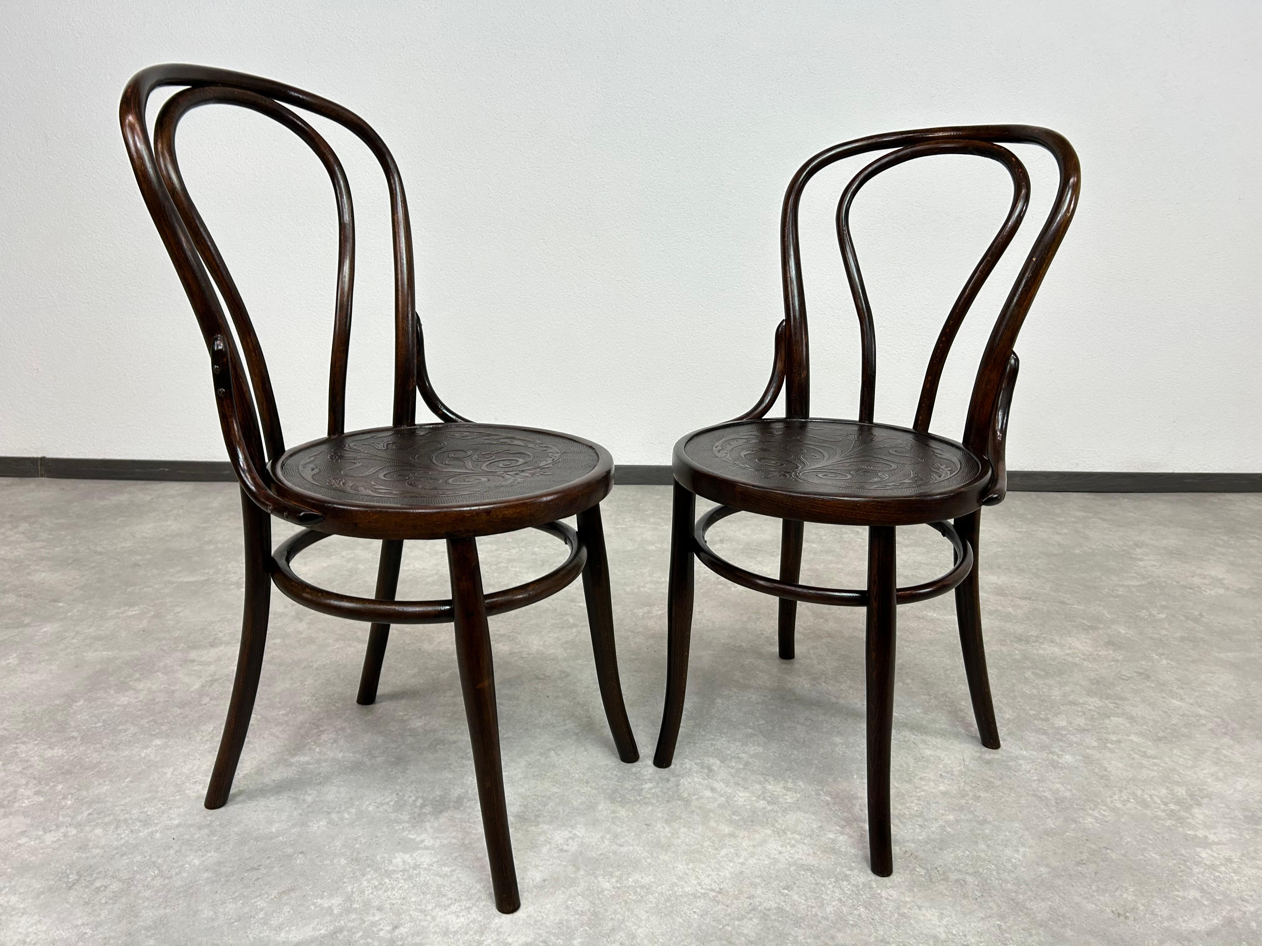 Secessione di Vienna Set di 6 sedie per sala da pranzo n. 18 di Thonet in vendita