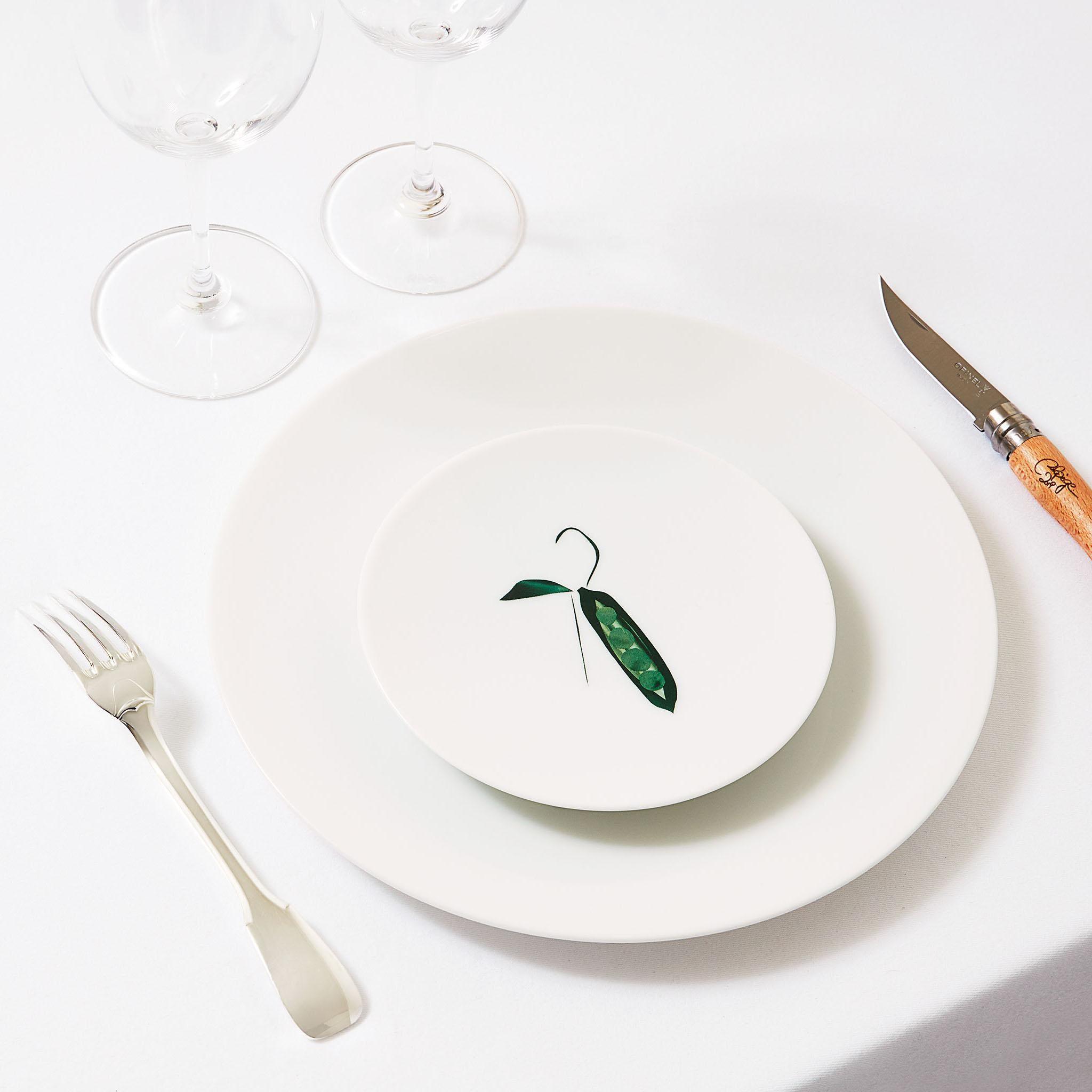 Box of 6 Dinner Porcelain Plates by the French Chef Alain Passard For Sale 10