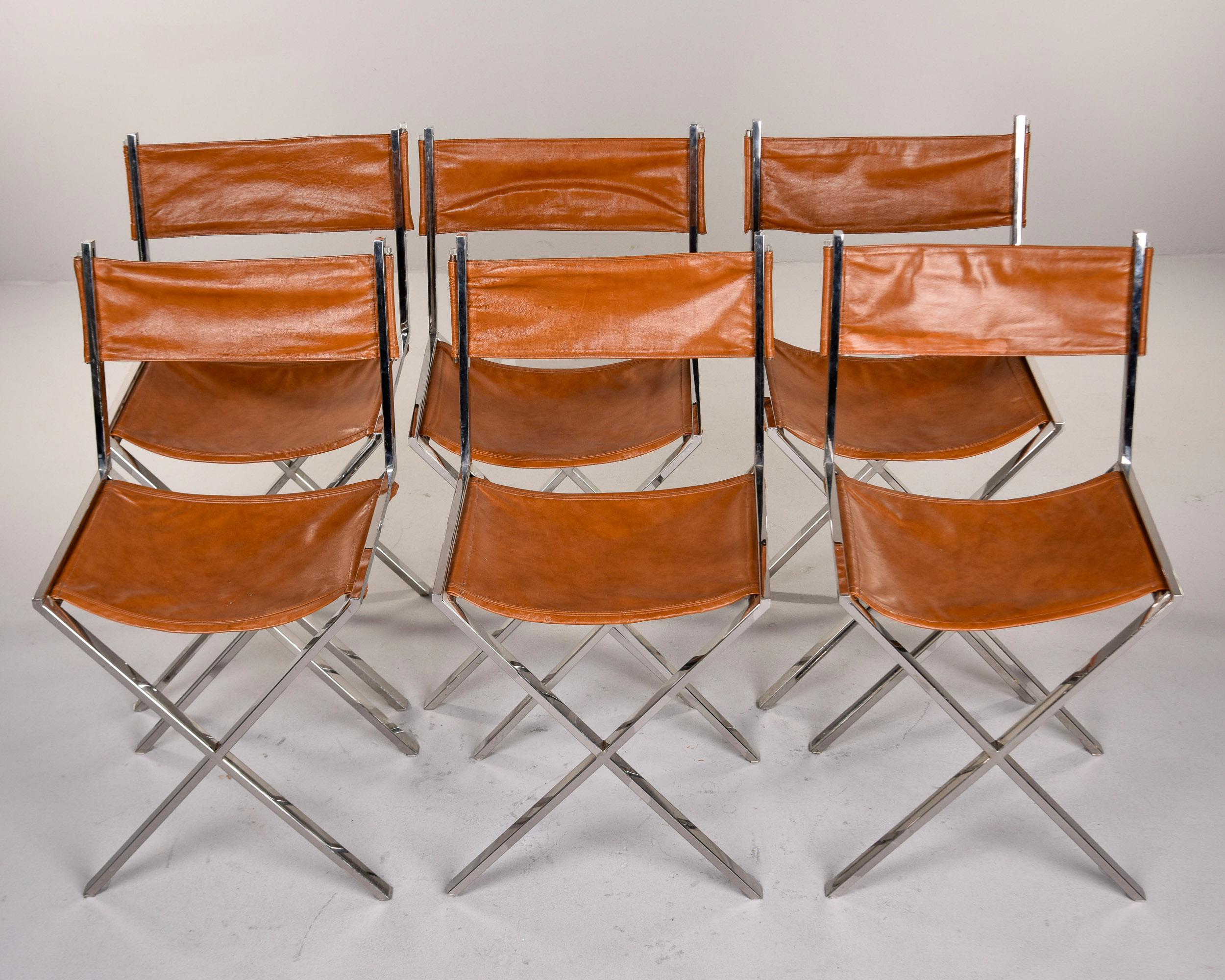 Juego de 6 Sillones de Piel Estilo Director con Base Cromada Moderno de mediados de siglo en venta