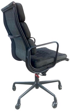 Set of 6 Eames for Herman Miller Soft Pad Chairs, 1980's