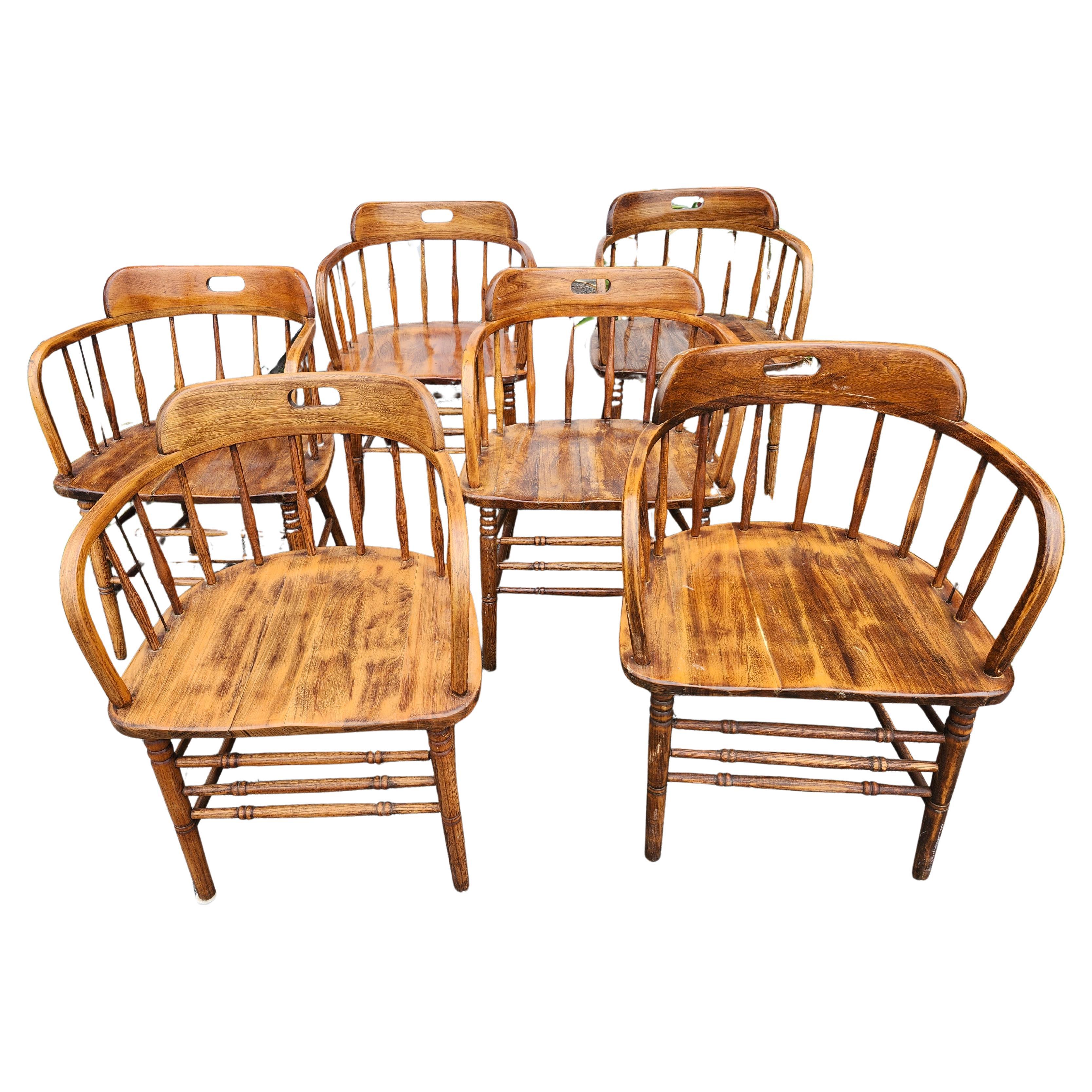 Set of 6 Early 20thC Firehouse Windsor Oak & Walnut Dining Chairs C1910 In Good Condition For Sale In Port Jervis, NY