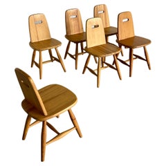 Satz von 6 Eero Aarnio ' Pirtti' Holz-Esszimmerstühlen aus massivem Kiefernholz für Laukaan Puu