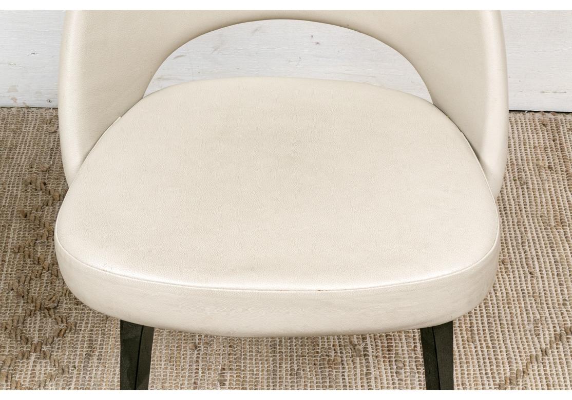 6er-Set Eero Saarinen für Knoll 72CW  Kunstleder Stühle im Angebot 1
