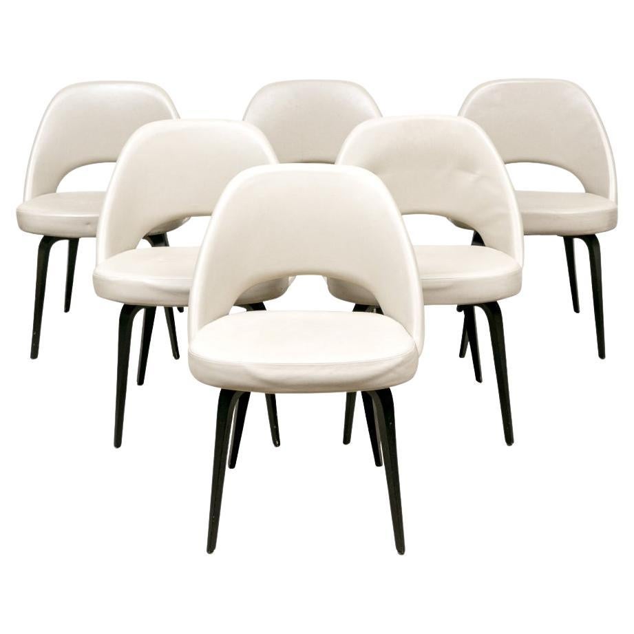 Set Of 6 Eero Saarinen For Knoll 72CW  Faux Leather Chairs For Sale