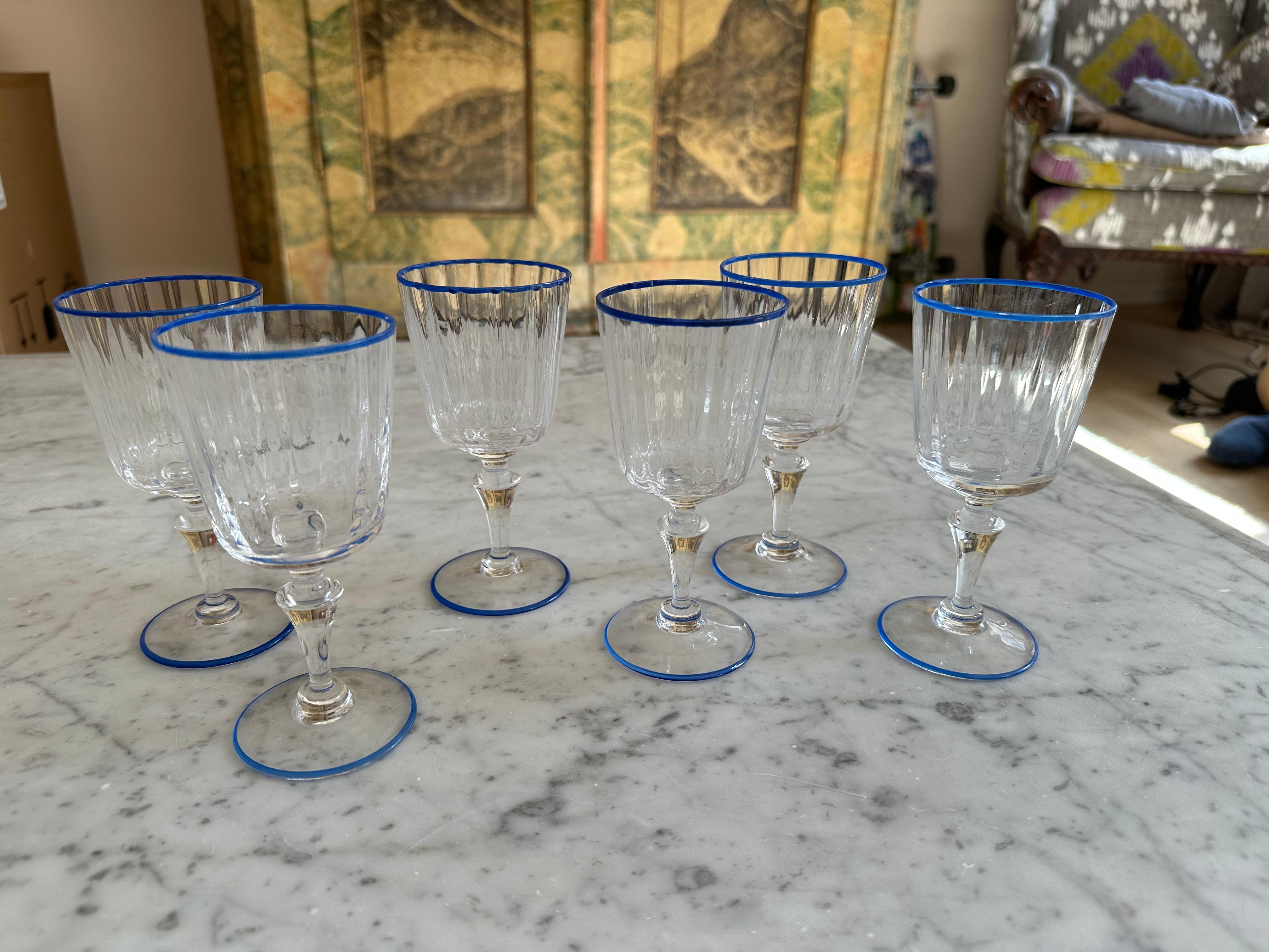 Belle Époque Ensemble de 6 élégants verres à vin de Murano avec bord bleu, fin du 19ème siècle en vente