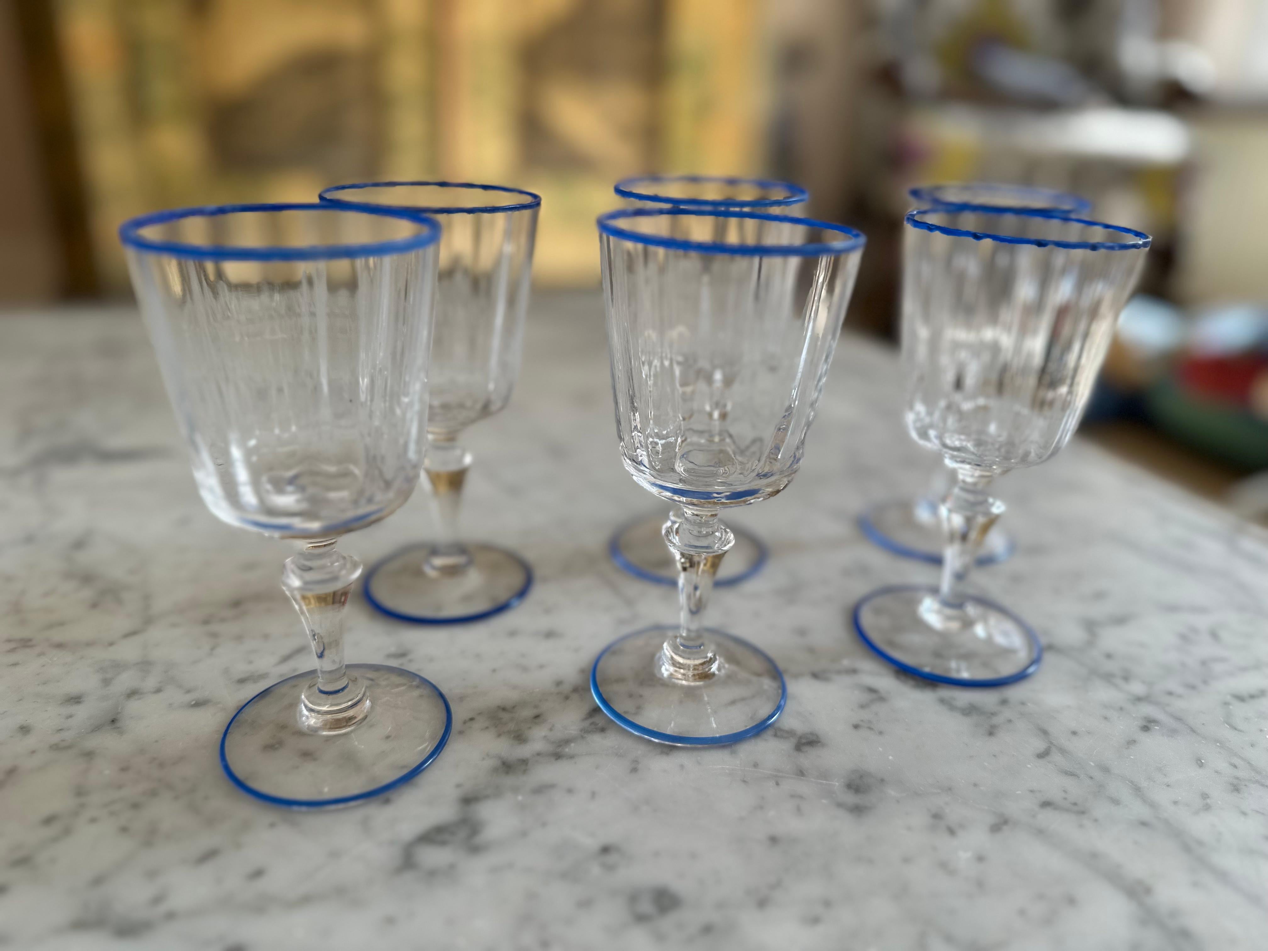 Ensemble de 6 élégants verres à vin de Murano avec bord bleu, fin du 19ème siècle en vente 1