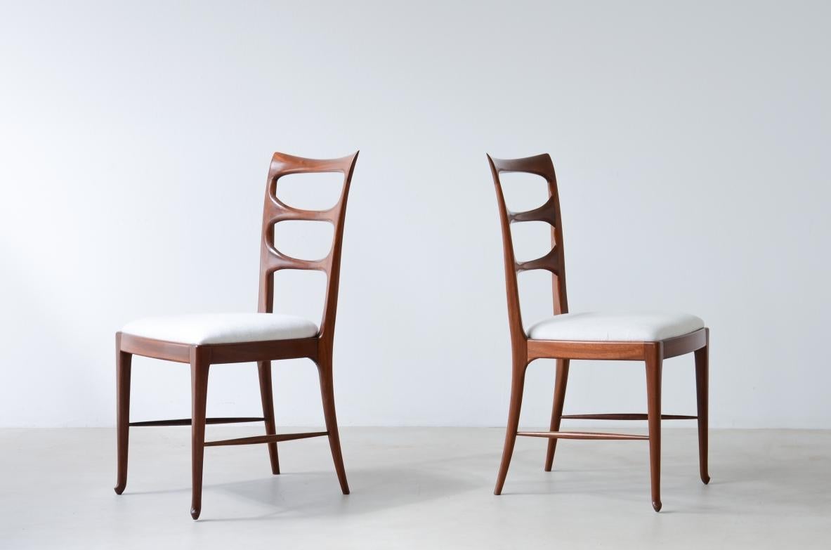 Set of 6 elegant walnut dining chairs by Paolo Buffa In Excellent Condition For Sale In Milano, IT