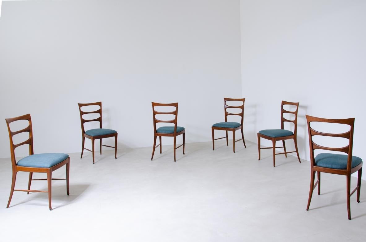 20th Century Set of 6 elegant walnut dining chairs by Paolo Buffa For Sale