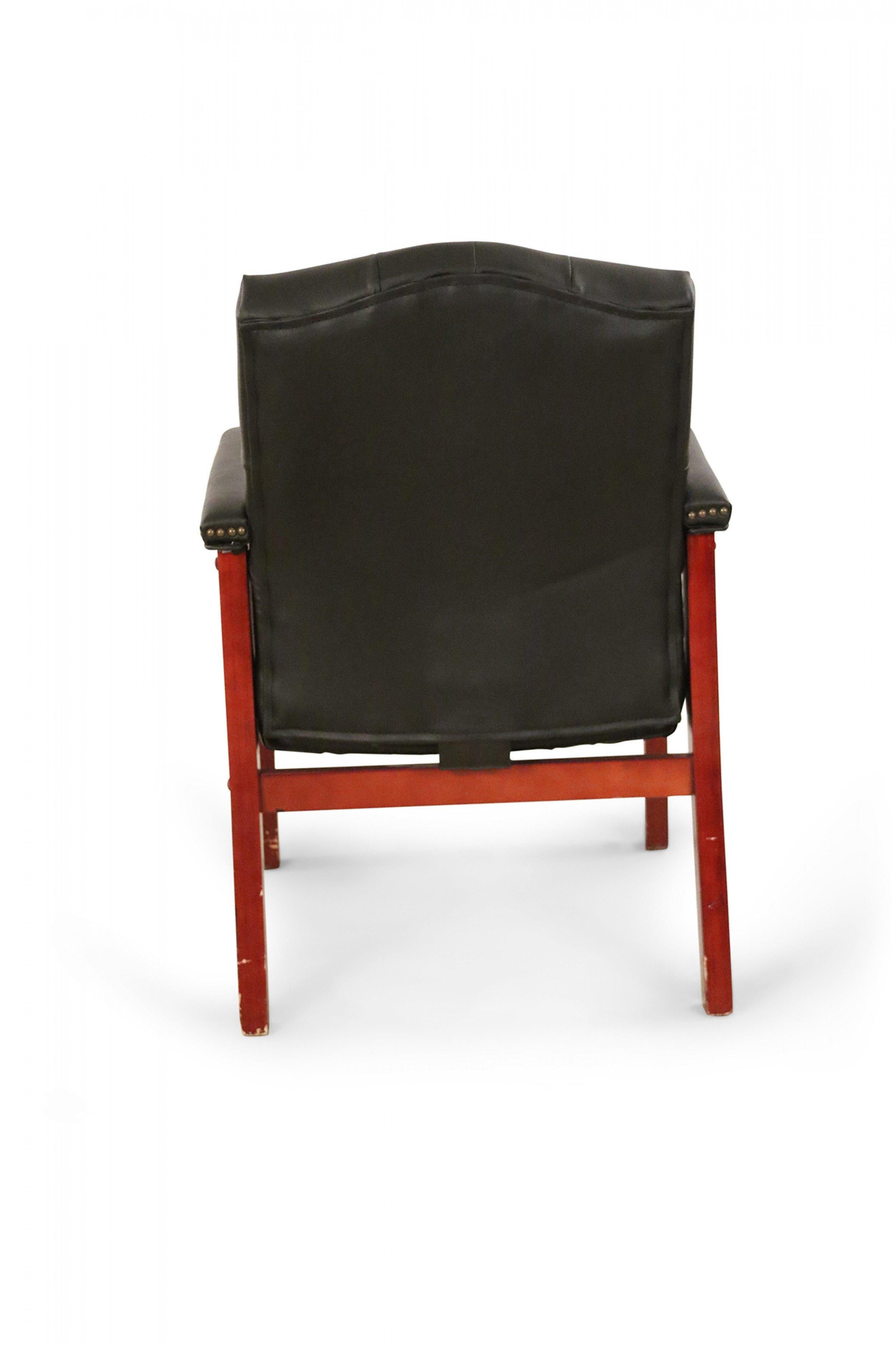 Set di 6 sedie da conferenza/poltrone in finta pelle nera in stile georgiano in vendita 1