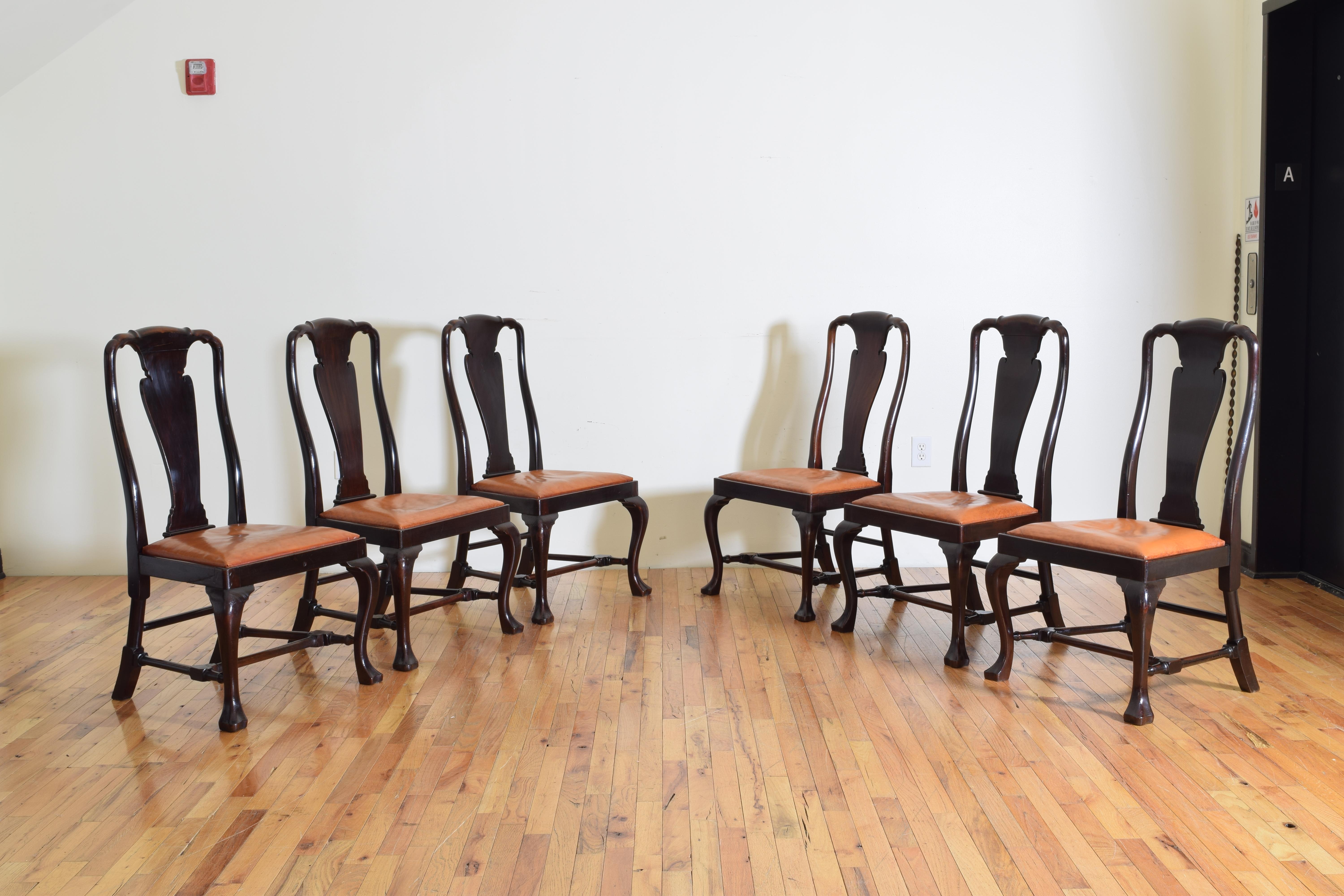 20th Century Set of 6 English Mahogany and Leather Upholstered Dining Chairs, circa 1900