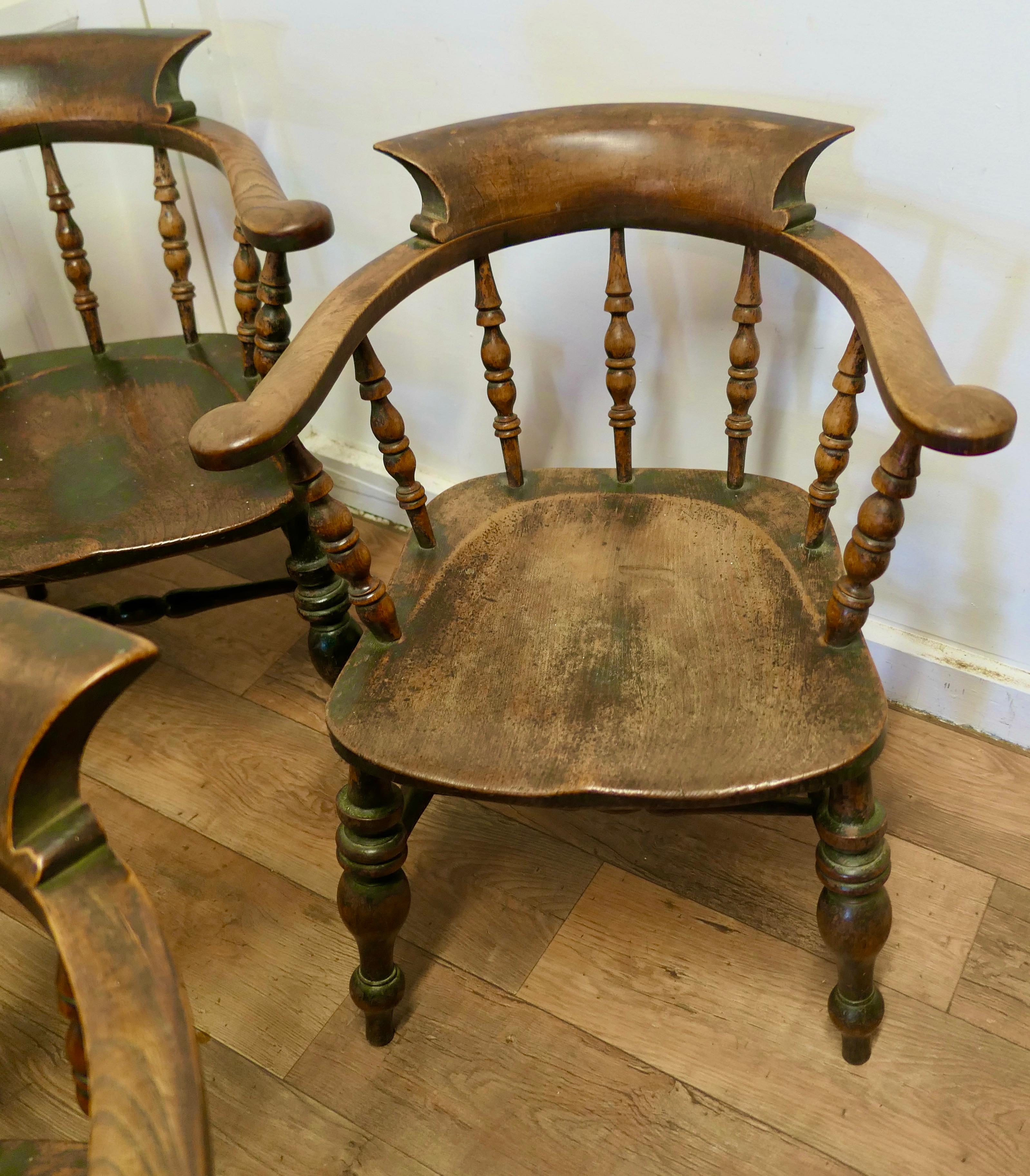 Set of 6 English Oak and Elm Windsor Carver Chairs   For Sale 3