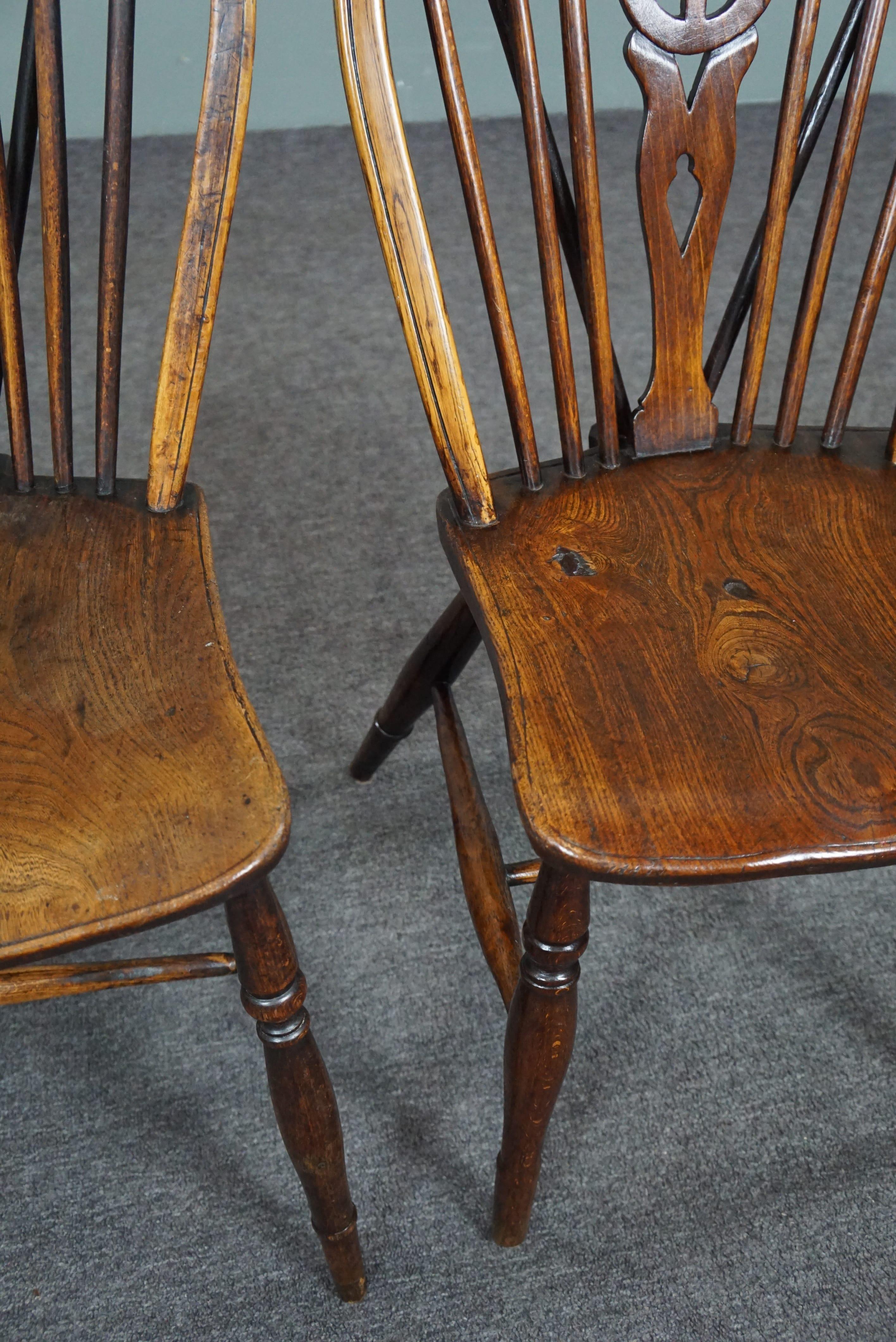 Set of 6 English Windsor Antique dining room chairs, 18th century For Sale 6
