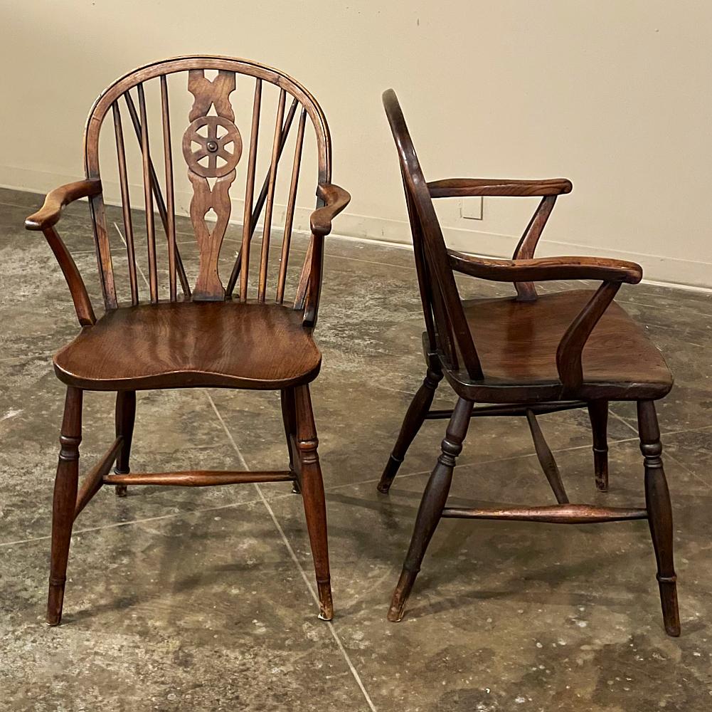 Elm Set of 6 English Windsor Dining Chairs Includes 2 Armchairs