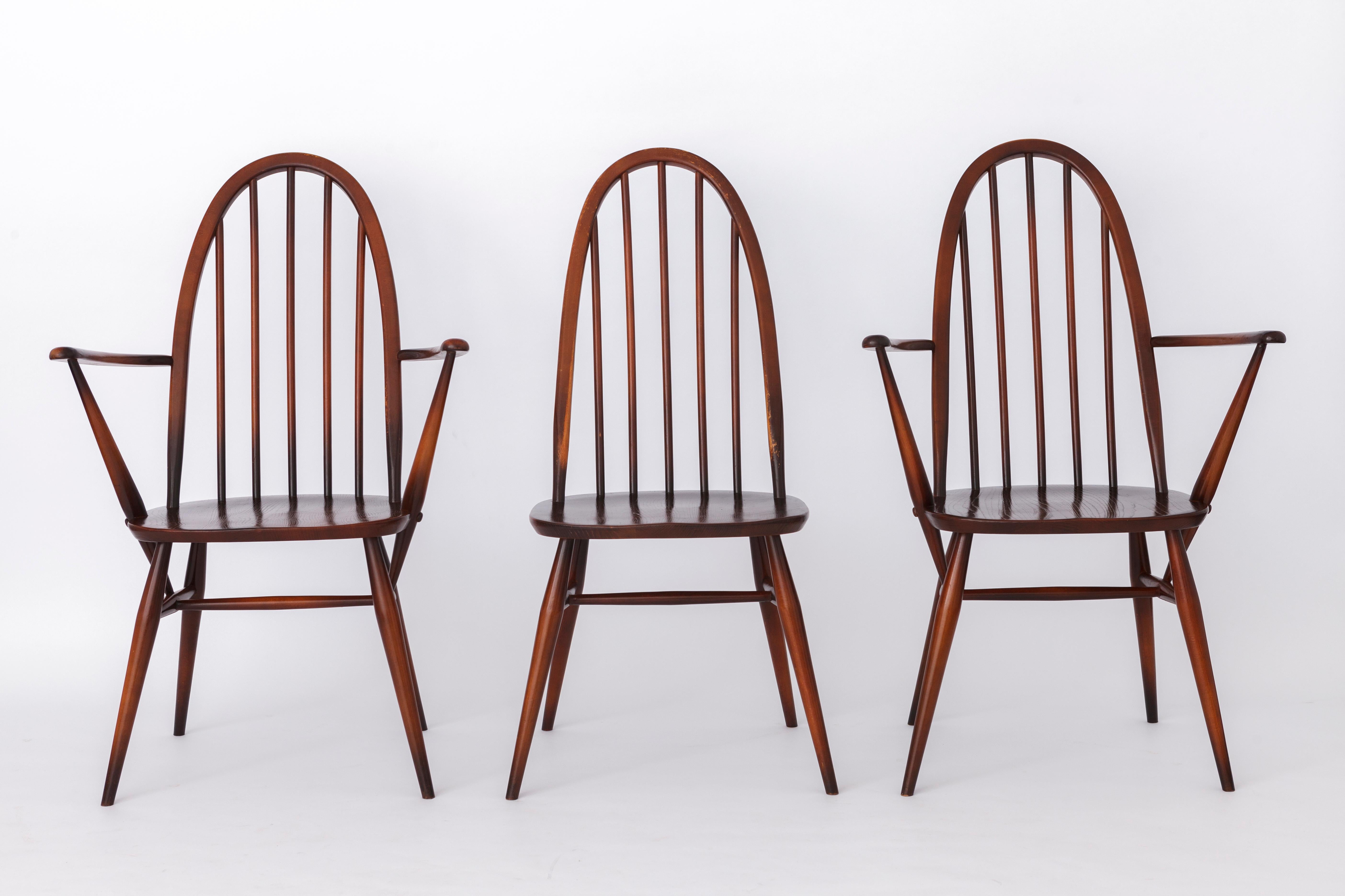Nice set of 6 quaker chairs by manufacturer Ercol, England. 
Production period: 1960s. 
Displayed price is for a set of 6. (Two armchairs + 4 side chairs)

Sturdy dyed beech wood frame. Refurbished and oiled. 
Manufacturer mark under the seat. 
