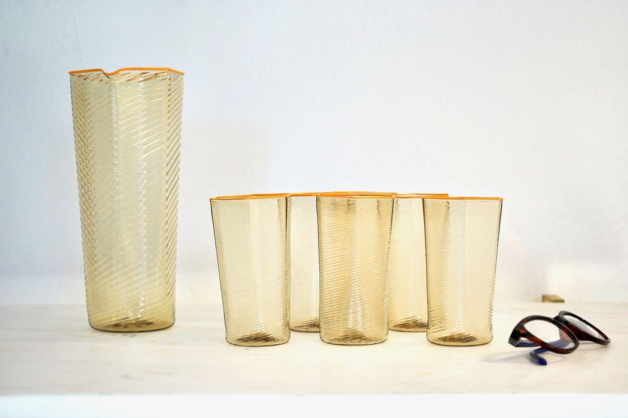 Set of 6 Esagonali Tumblers and Pitcher. Murano Glass Rigadin Fumè, Mustard bead 14