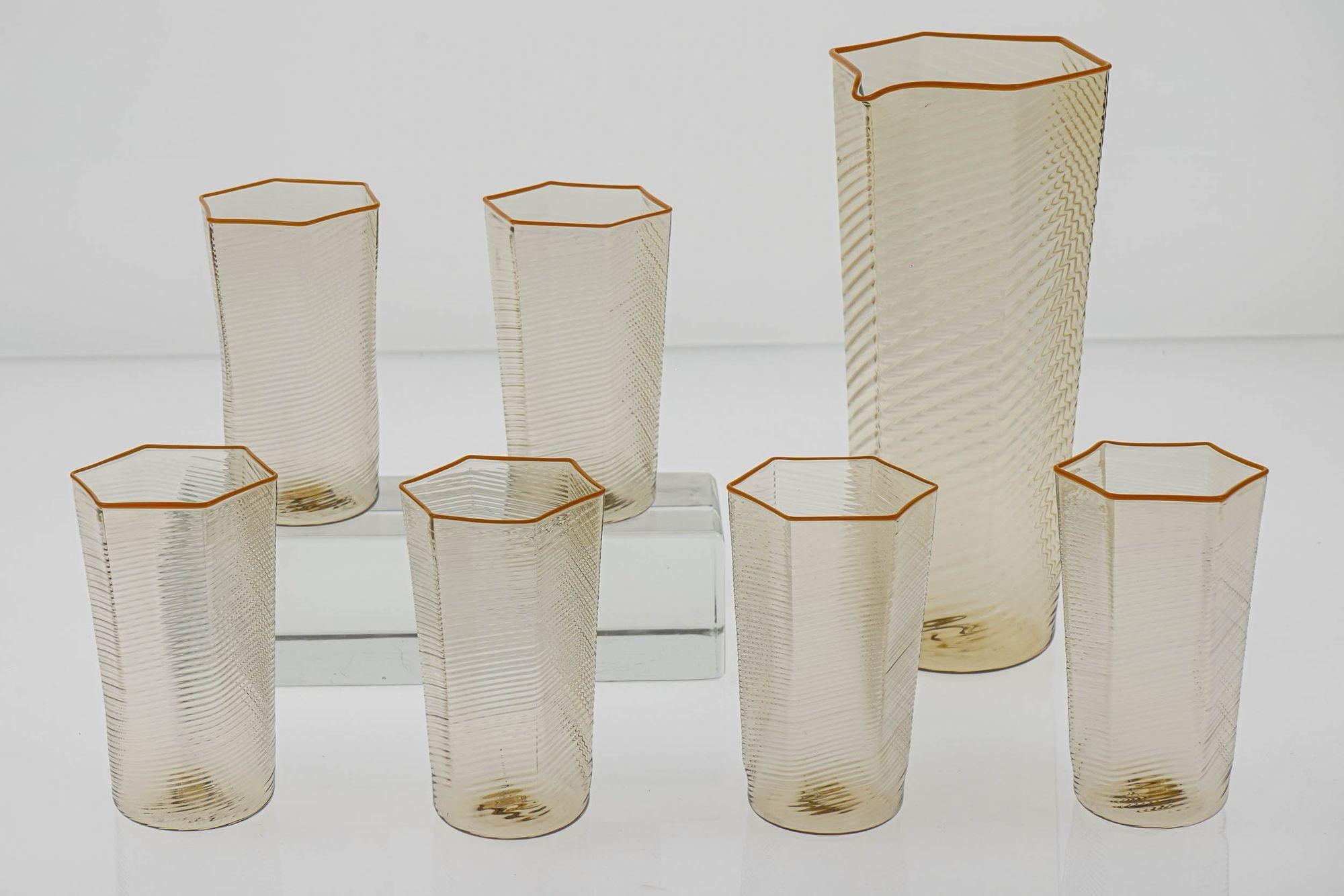 Italian Set of 6 Esagonali Tumblers and Pitcher. Murano Glass Rigadin Fumè, Mustard bead
