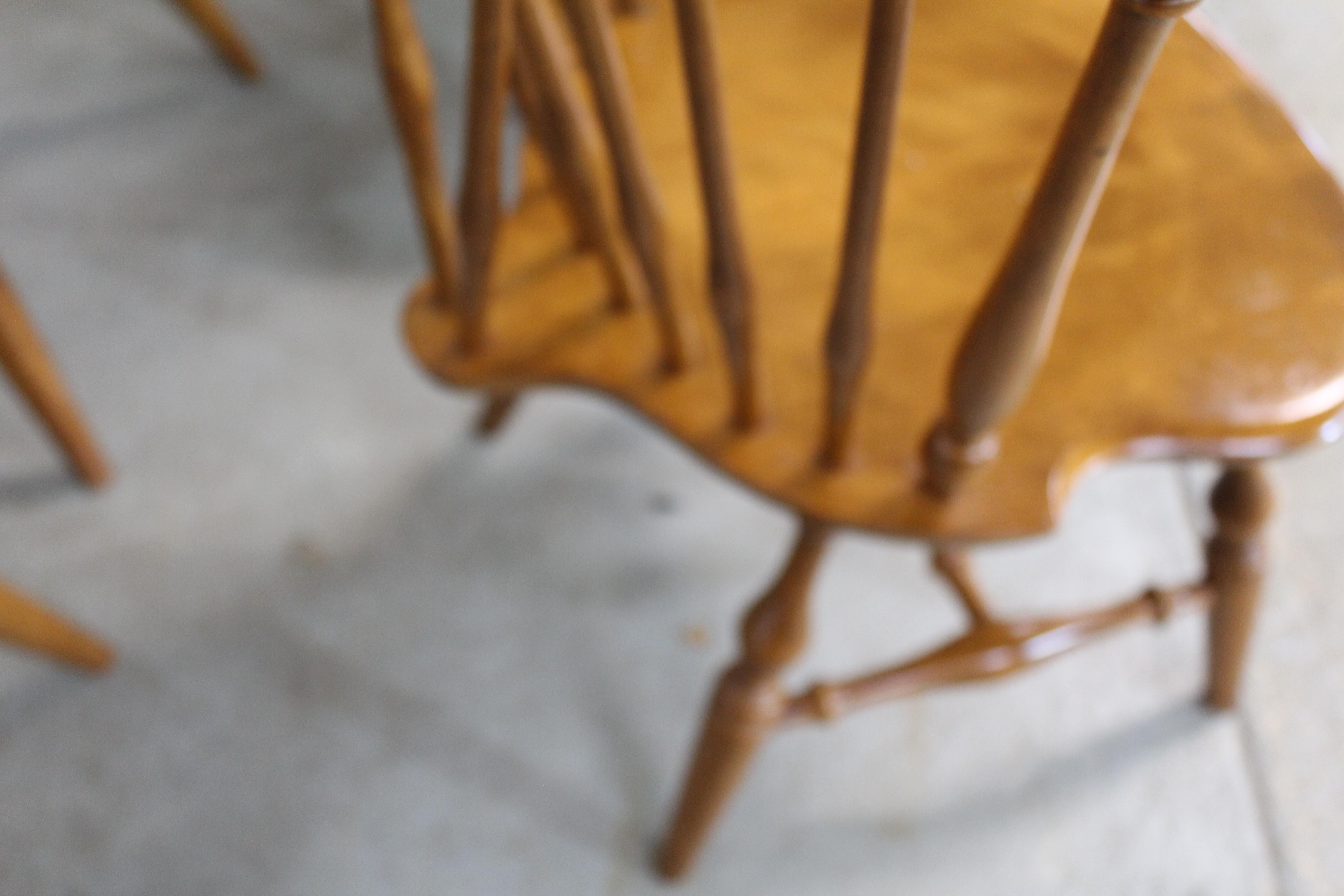 Set of 6 Ethan Allen Nutmeg Maple Fan Back Windsor Side/Dining Chairs 1