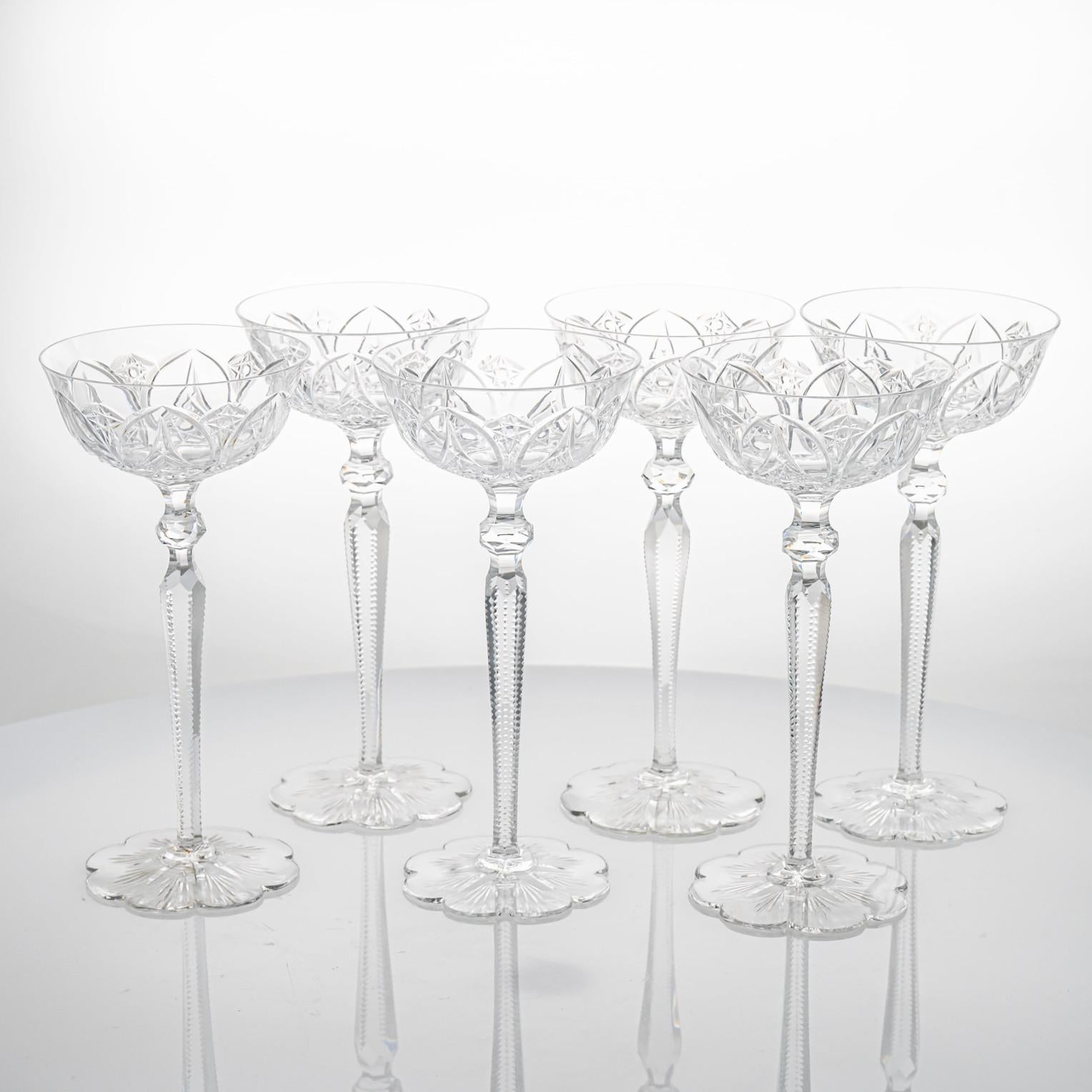 Satz von 6 Exquise Baccarat Kristallstücken, Frankreich (Französisch) im Angebot
