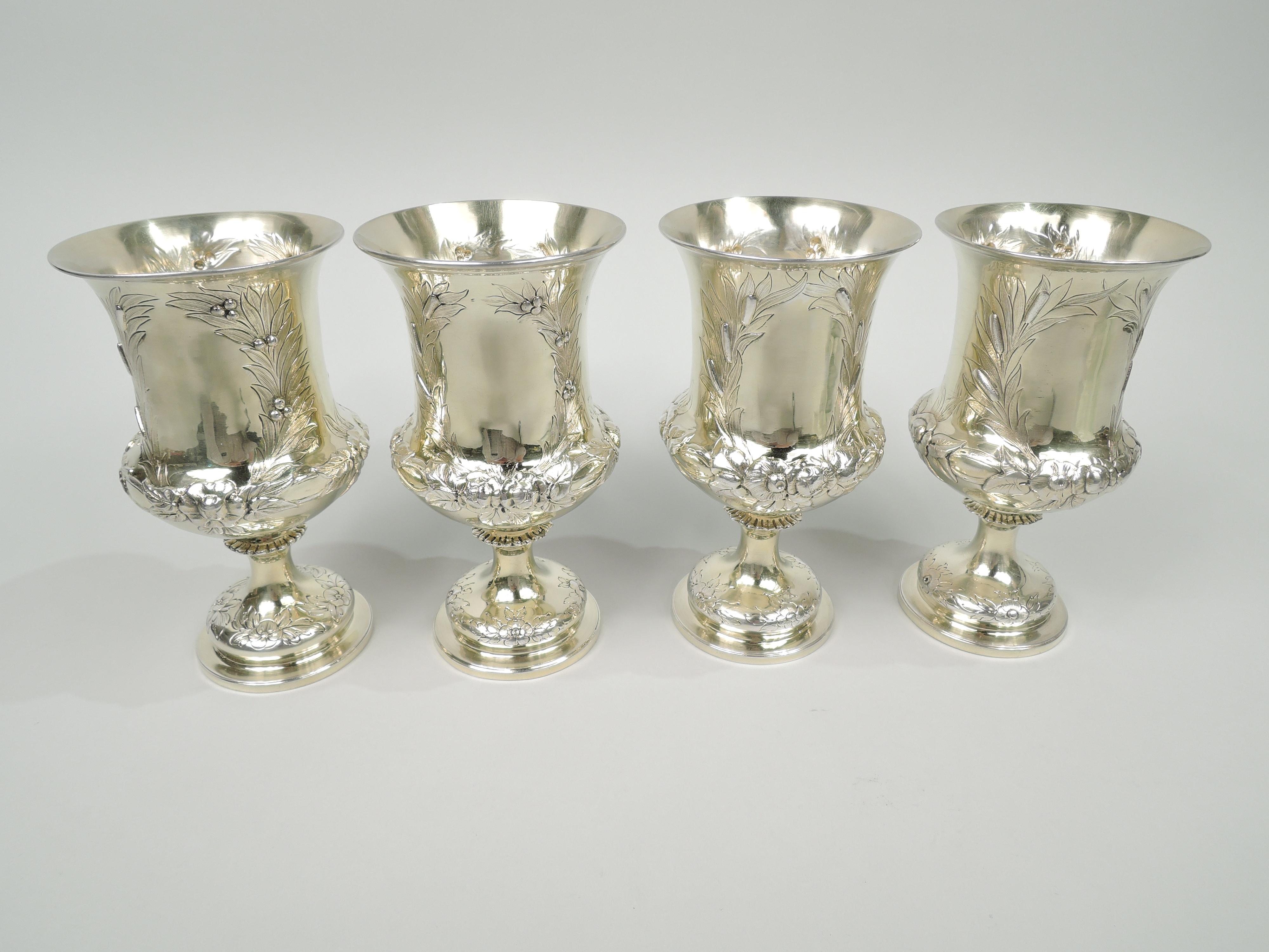 Set von 6 ausgefallenen englischen, viktorianischen, klassischen, vergoldeten Silberkelchen (Englisch) im Angebot
