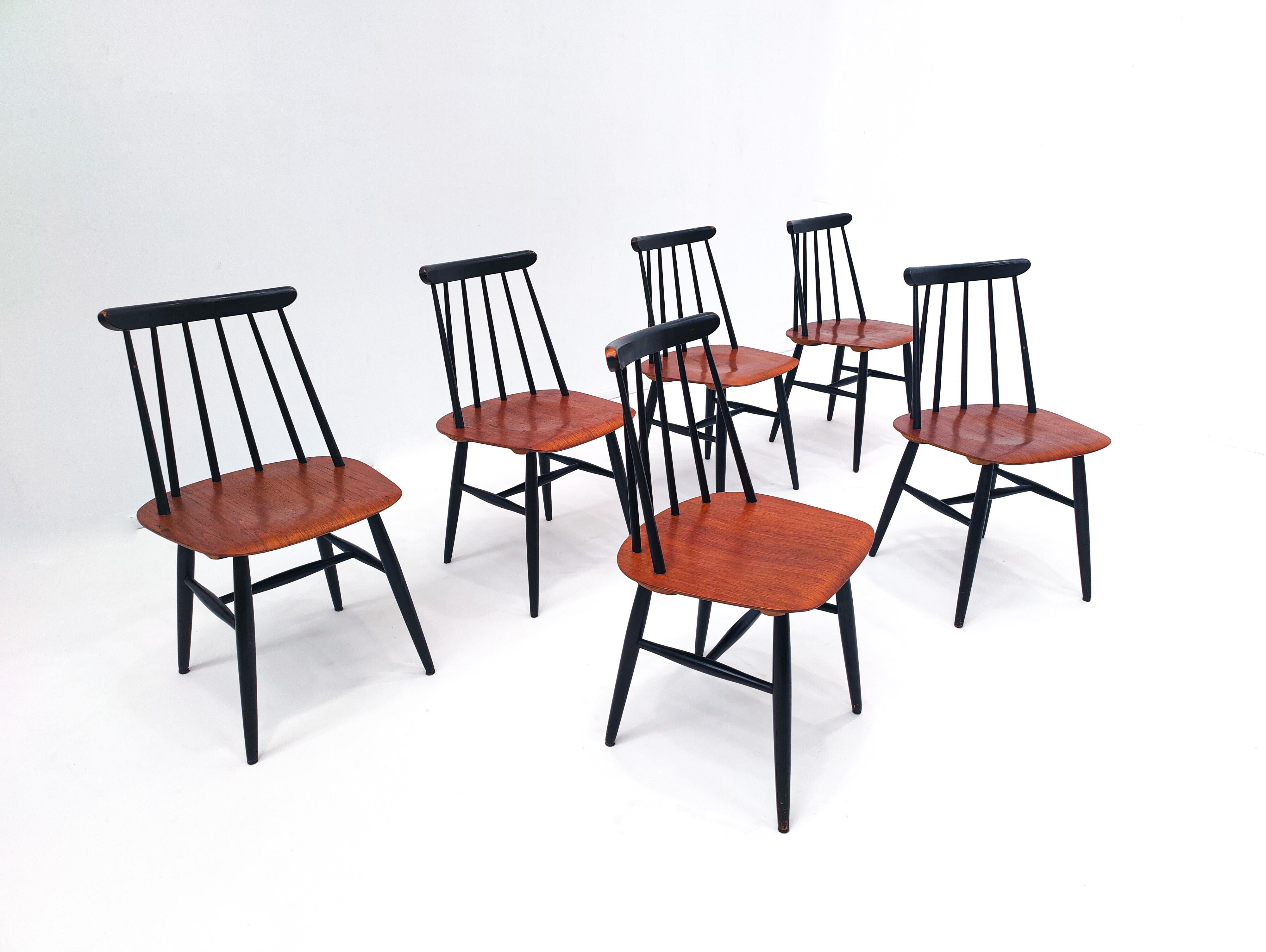 Set of 6 'Fanett' dining chairs by Ilmari Tapiovaara for Edsby Verken, 1960s.