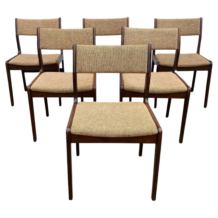 Set of 6 Farstrup dining room chairs For Sale at 1stDibs