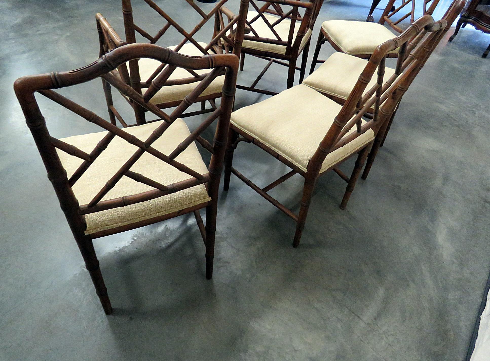 Set of 6 Faux Bamboo Dining Chairs In Good Condition In Swedesboro, NJ