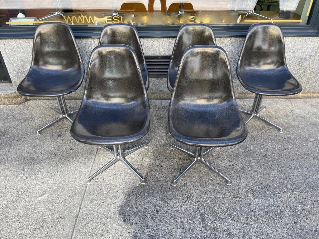 Set of 6 Fiberglass La Fonda Chairs by Charles & Ray Eames Herman Miller 1978 1
