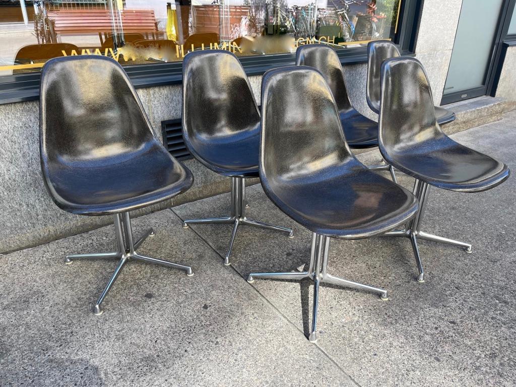 Set of 6 Fiberglass La Fonda Chairs by Charles & Ray Eames Herman Miller 1978 2