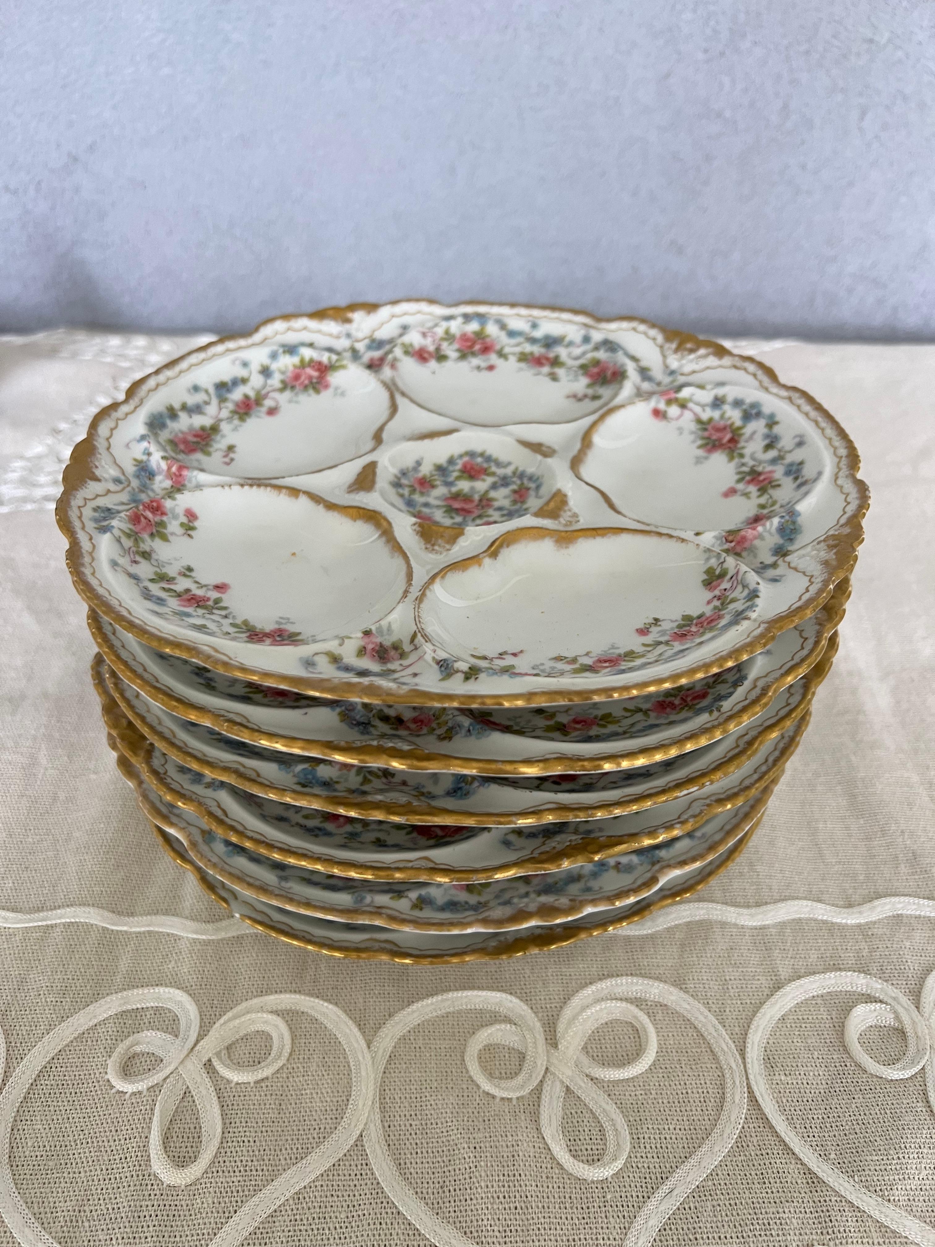 Stunning Set of 6 Fine Antique Seth Hopkins Signed Theodore Haviland Limoges France Oyster Plates
Could  be use for a plate wall or for your dinner table! Stunning and delicate design with gold accents 

