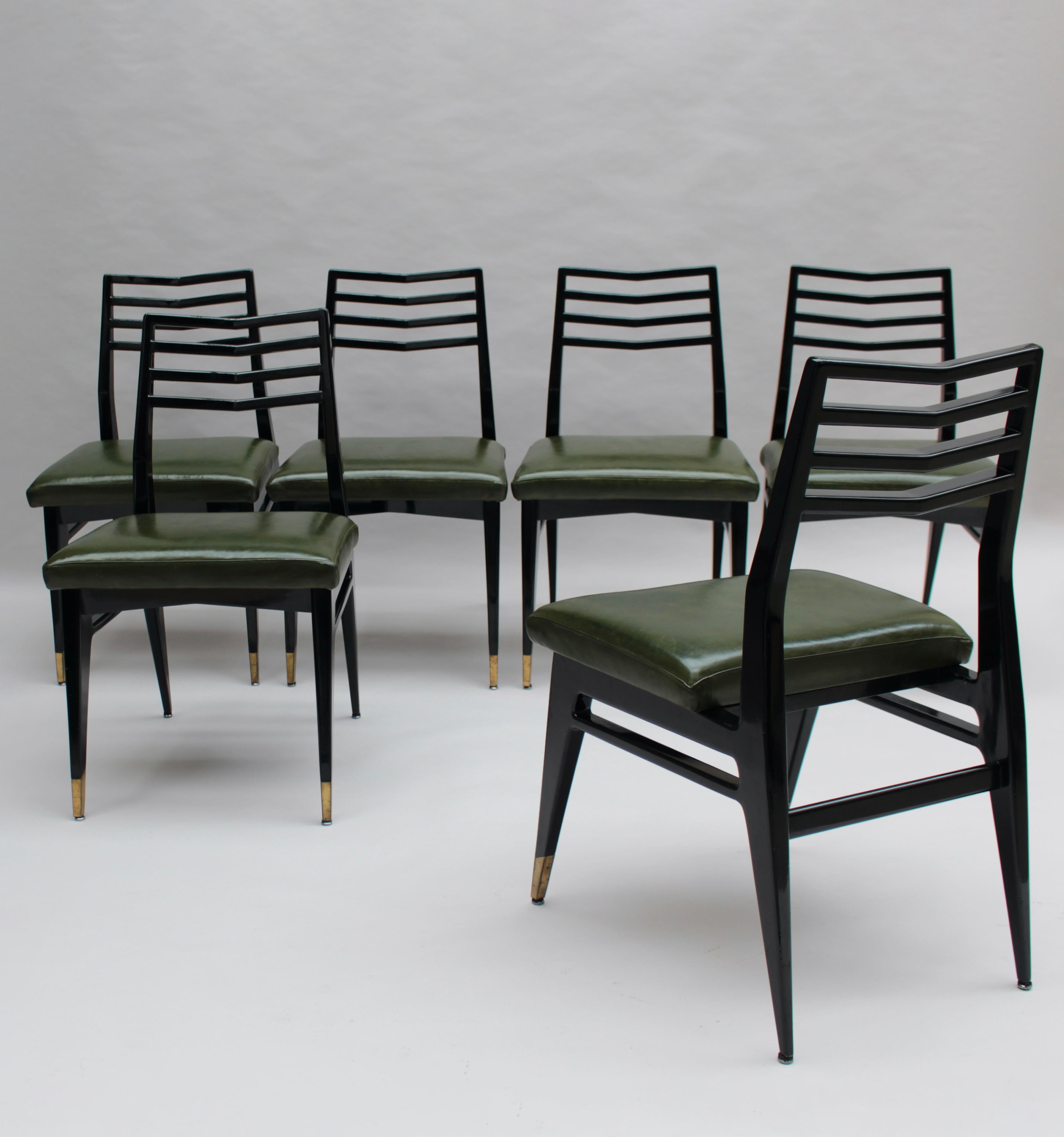 Set di 6 raffinate sedie da pranzo francesi degli anni '50 di Raphael in vendita 8