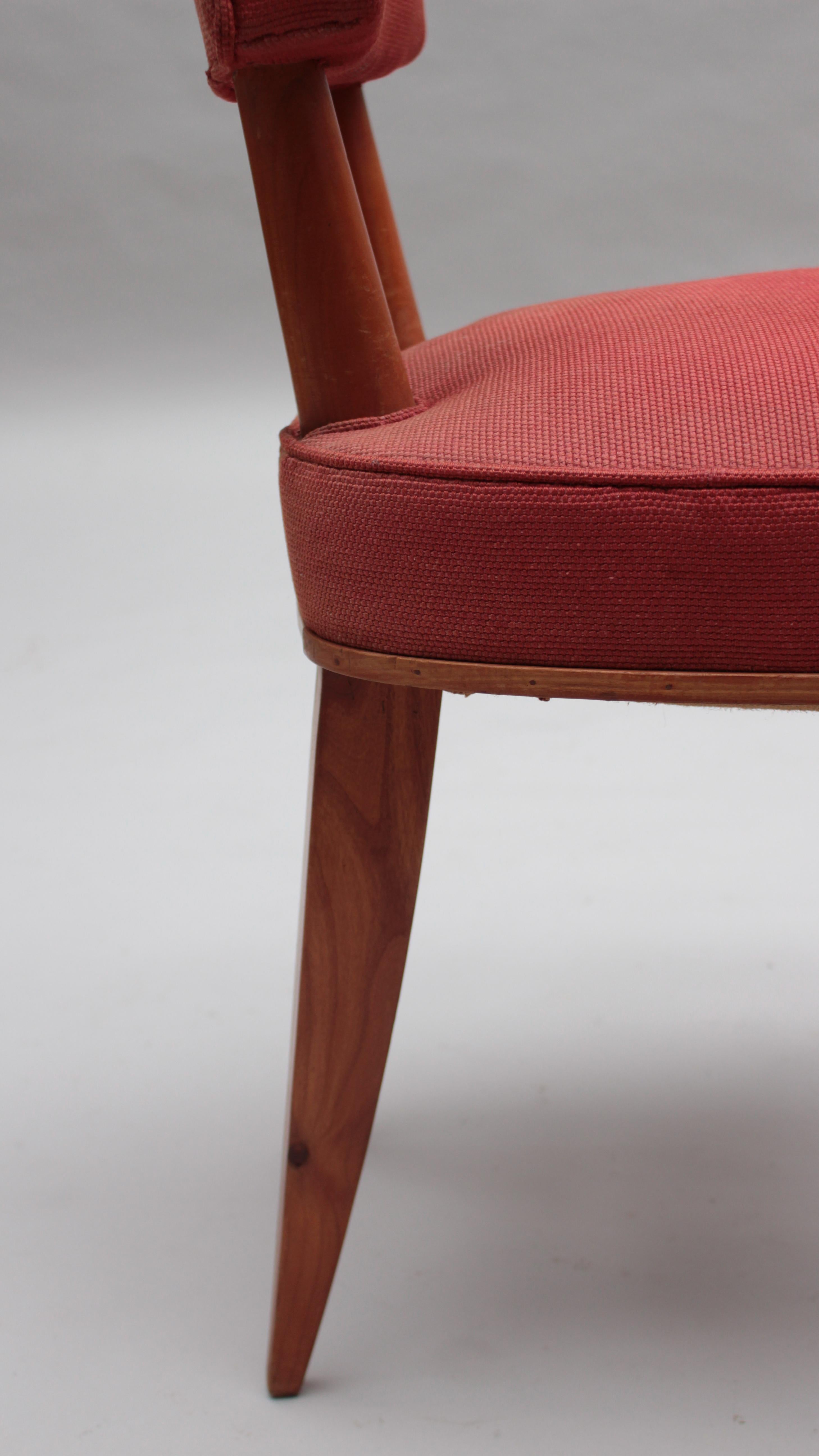 Ensemble de 6 chaises de salle à manger en merisier massif des années 1950 en vente 5