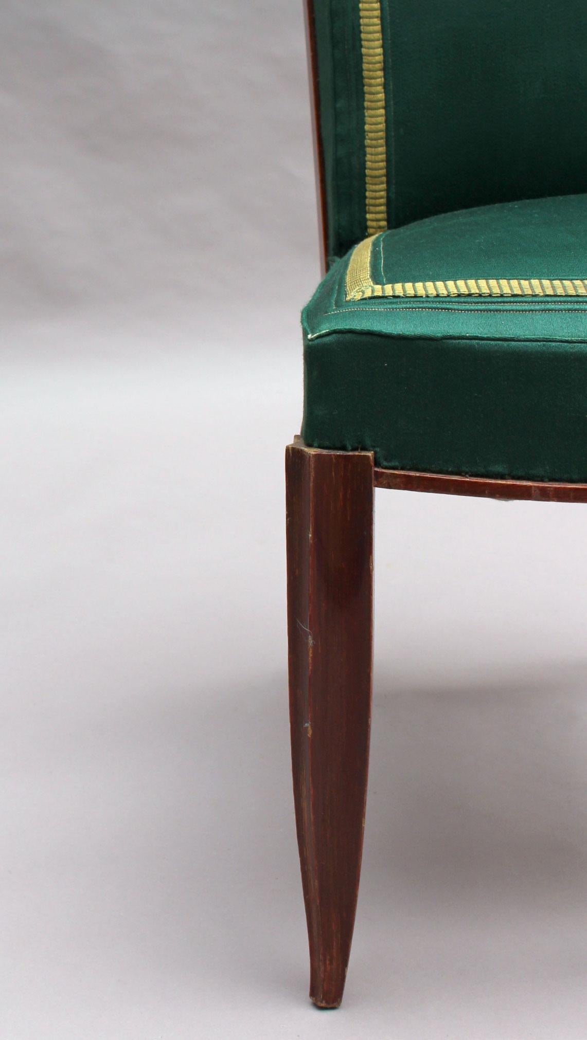 Satz von 6 feinen französischen Art Deco Eichenstühlen im Angebot 8