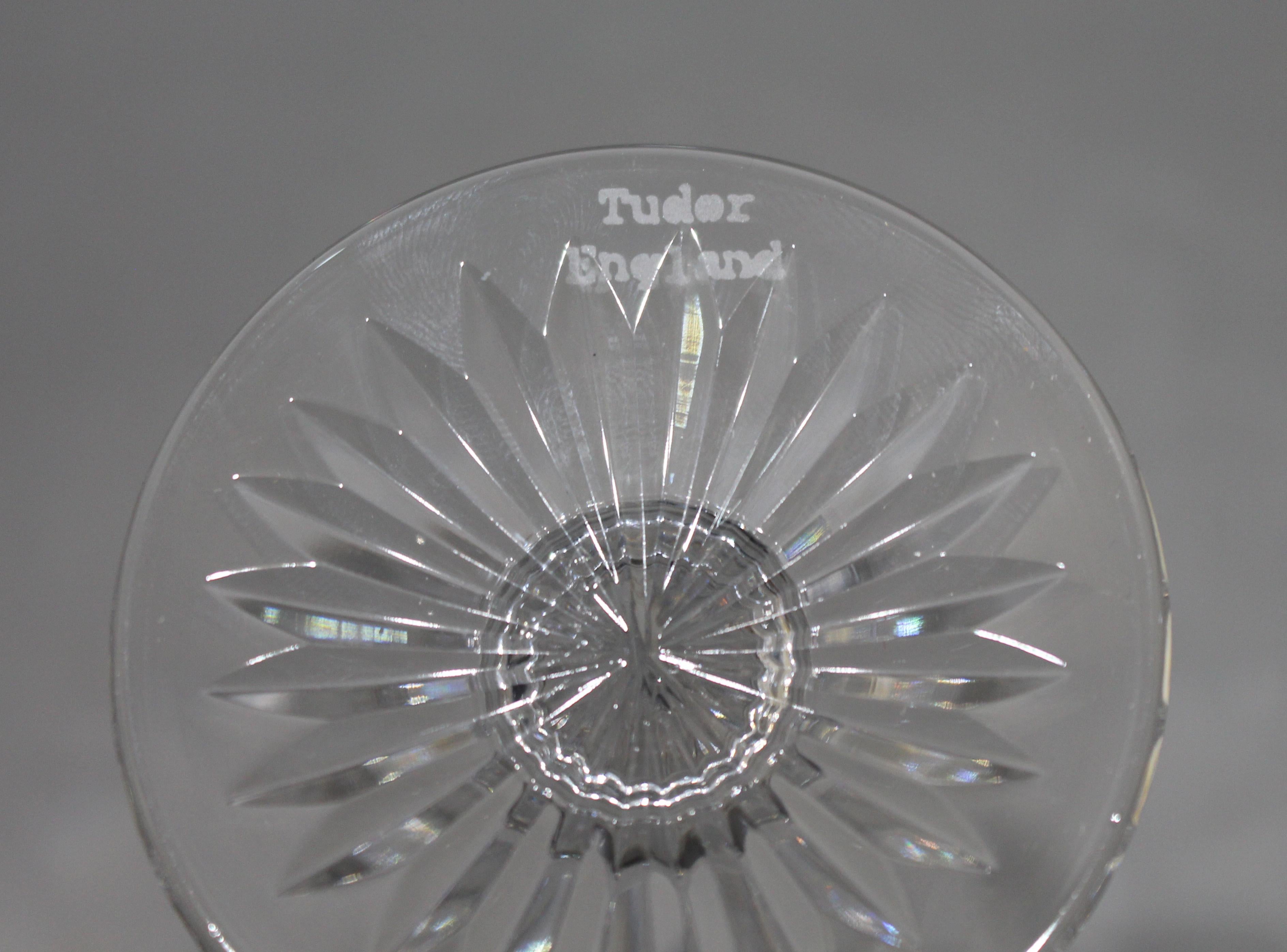 Set of 6 Fine Tudor Crystal Cut Glass Wine Glasses en vente 2