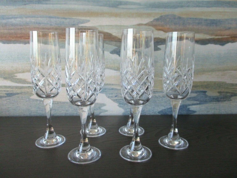 Set of 6 Fine Vintage Cut Glass Champagne Flutes For Sale at 1stDibs
