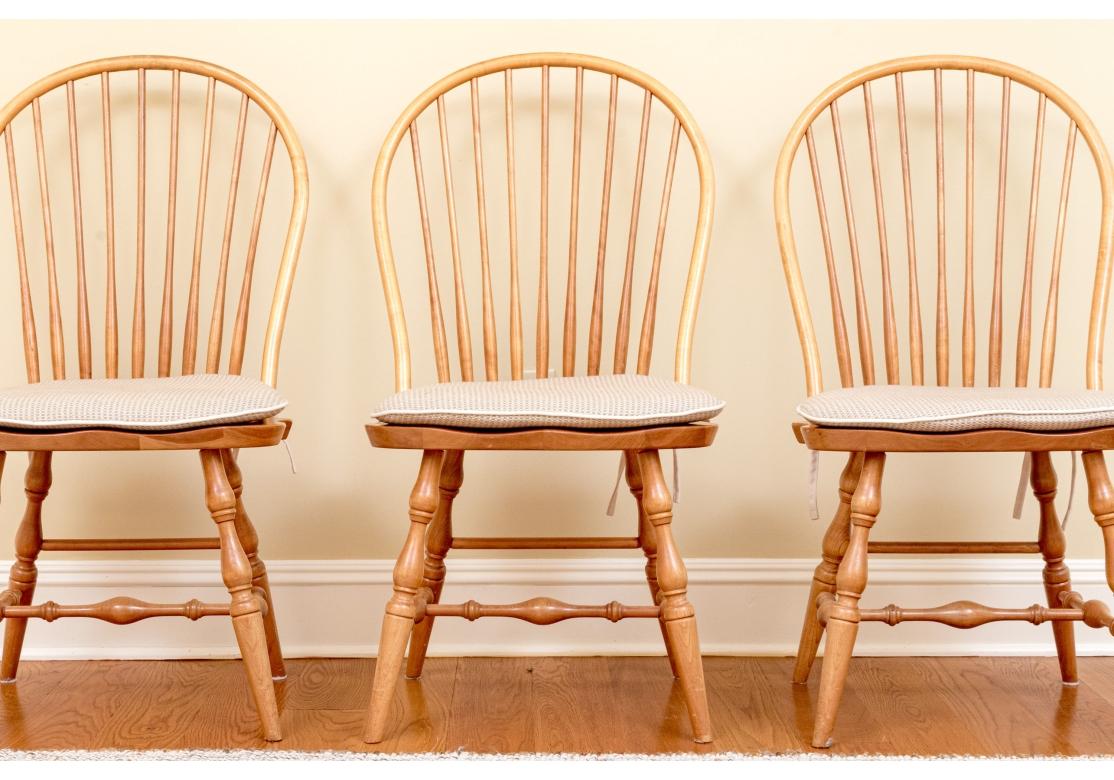 Juego De 6 Sillas Windsor Laterales Finamente Elaboradas Por Tom Seely Furniture Tela en venta