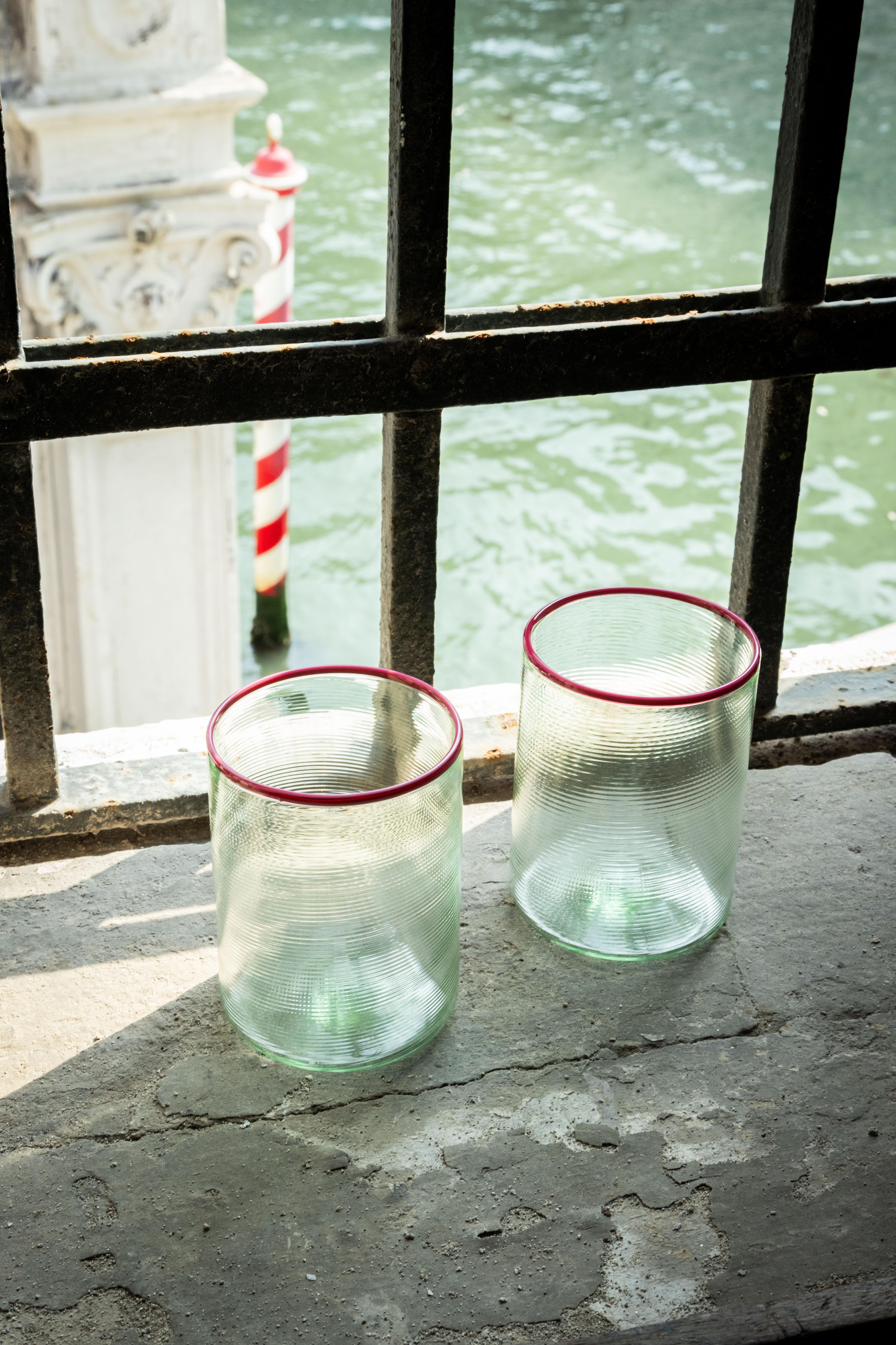Set de 6 verres verts FIZZY avec bords en verre rose, par Giberto Venezia en vente 1
