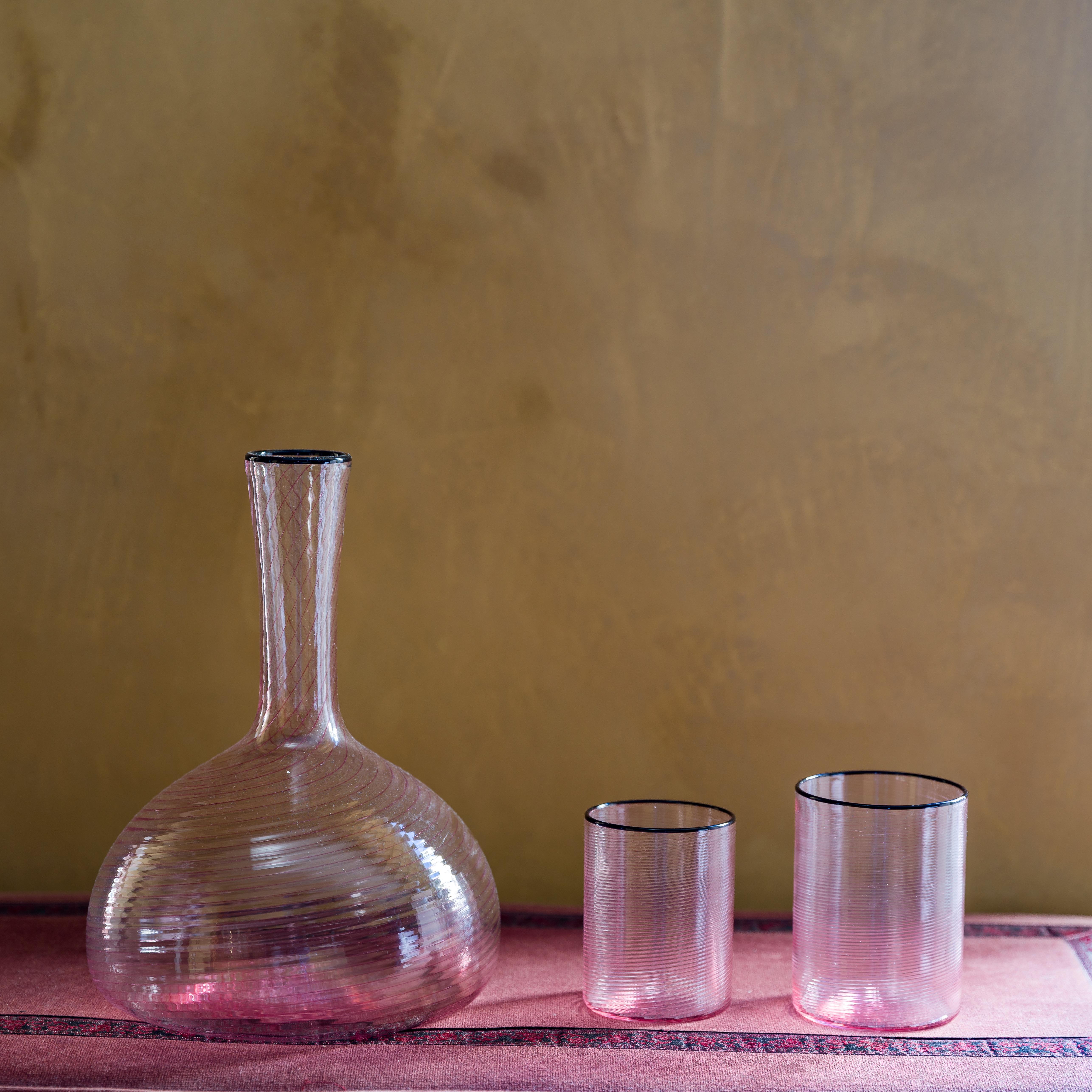 6er-Set FIZZY rosa Gläser mit schwarzem Glasrand, von Giberto Venezia im Angebot 2