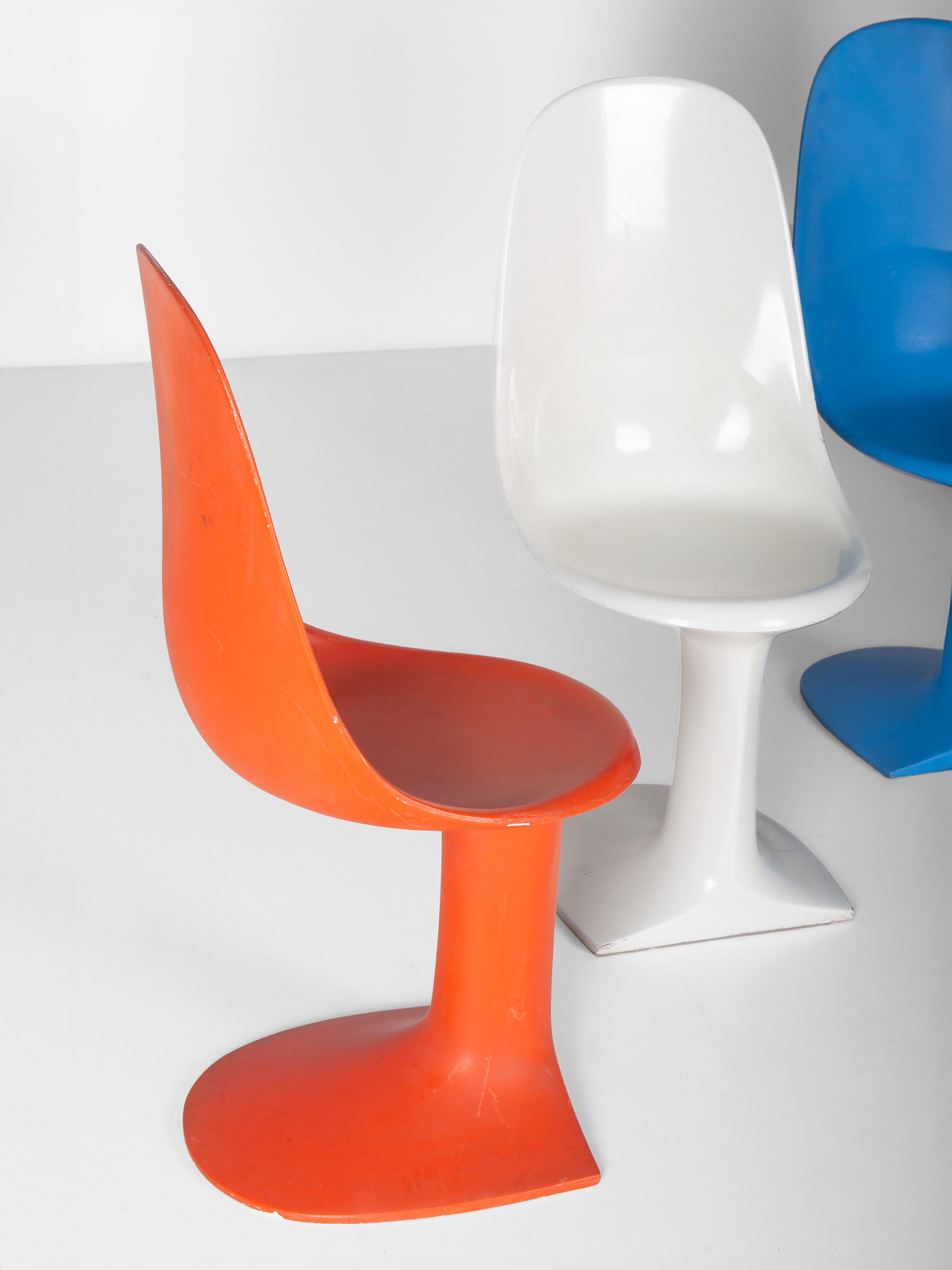 Resin Set of 6 Foemina Chairs by Augusto Betti For Sale
