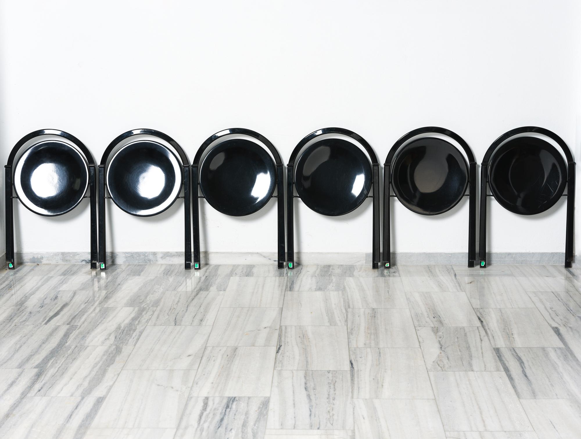 Post-Modern Set of 6 folding chairs by Giorgio Cattelan for Cidue, 1970s For Sale
