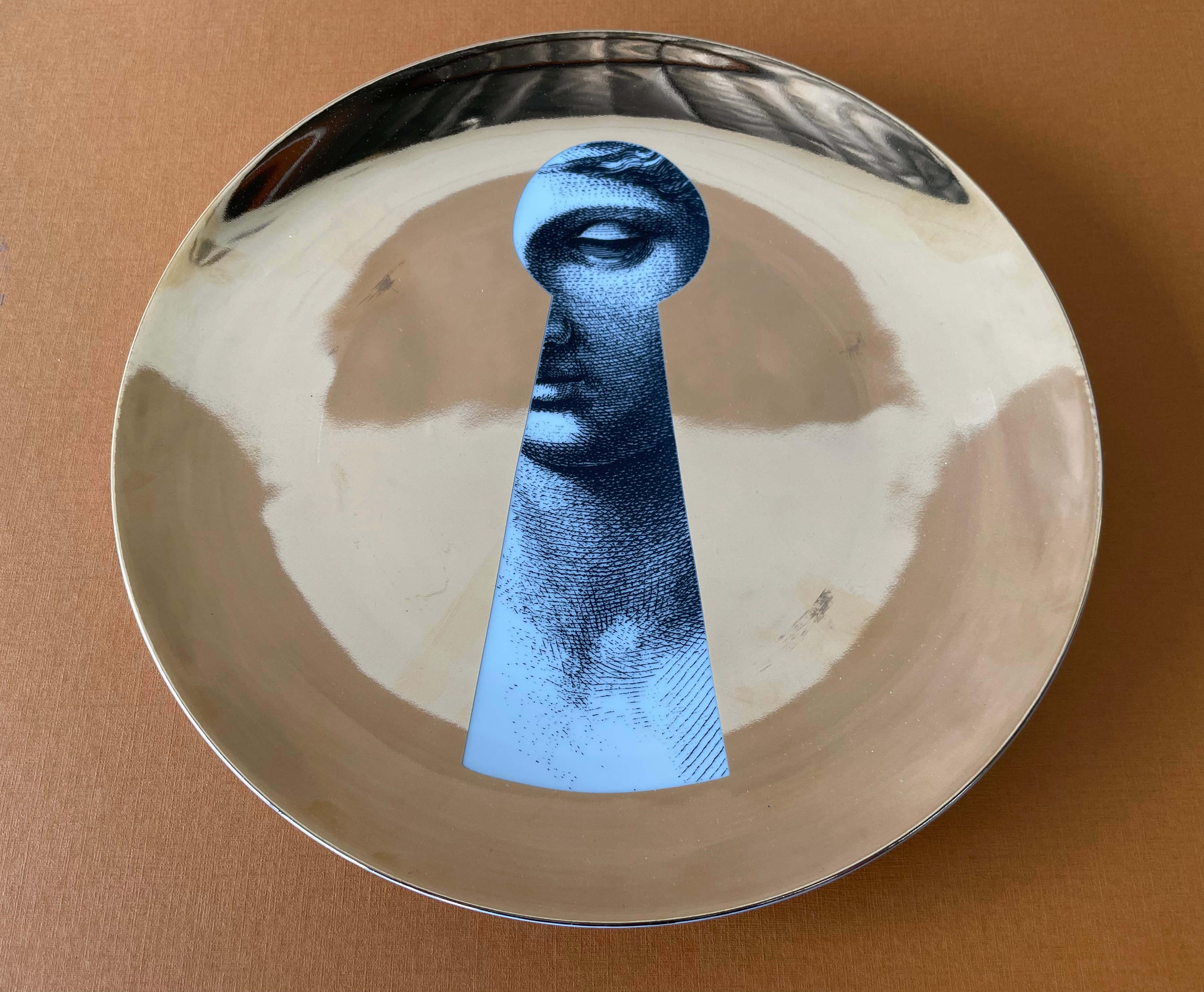 FORNASETTI Set of 6 Fornasetti Mural Plates by Louis Vuitton For Sale 3