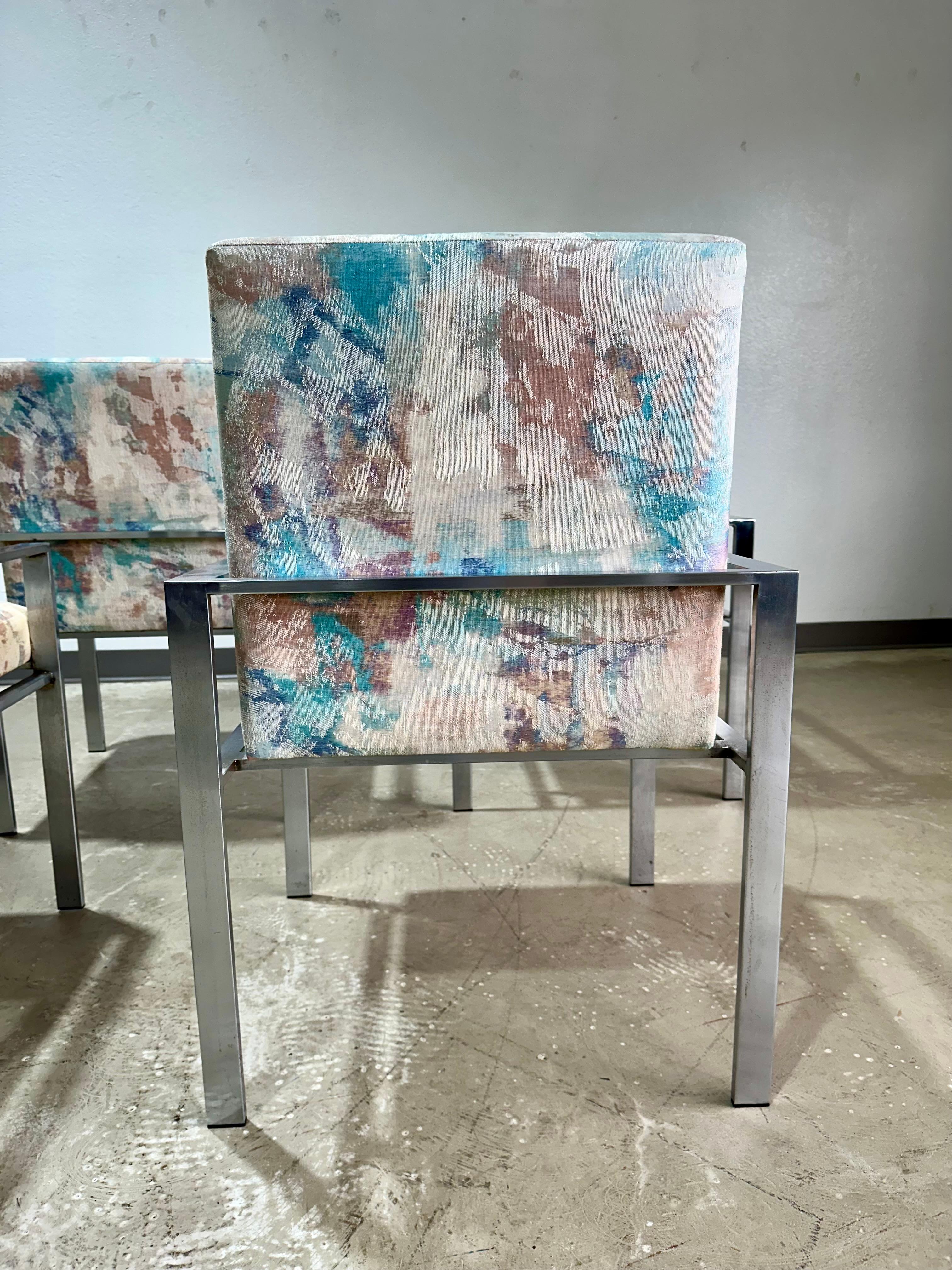 Mid-Century Modern Set of 6 Founders Patterns 23 Mid Century Brushed Chrome Dining Chairs For Sale