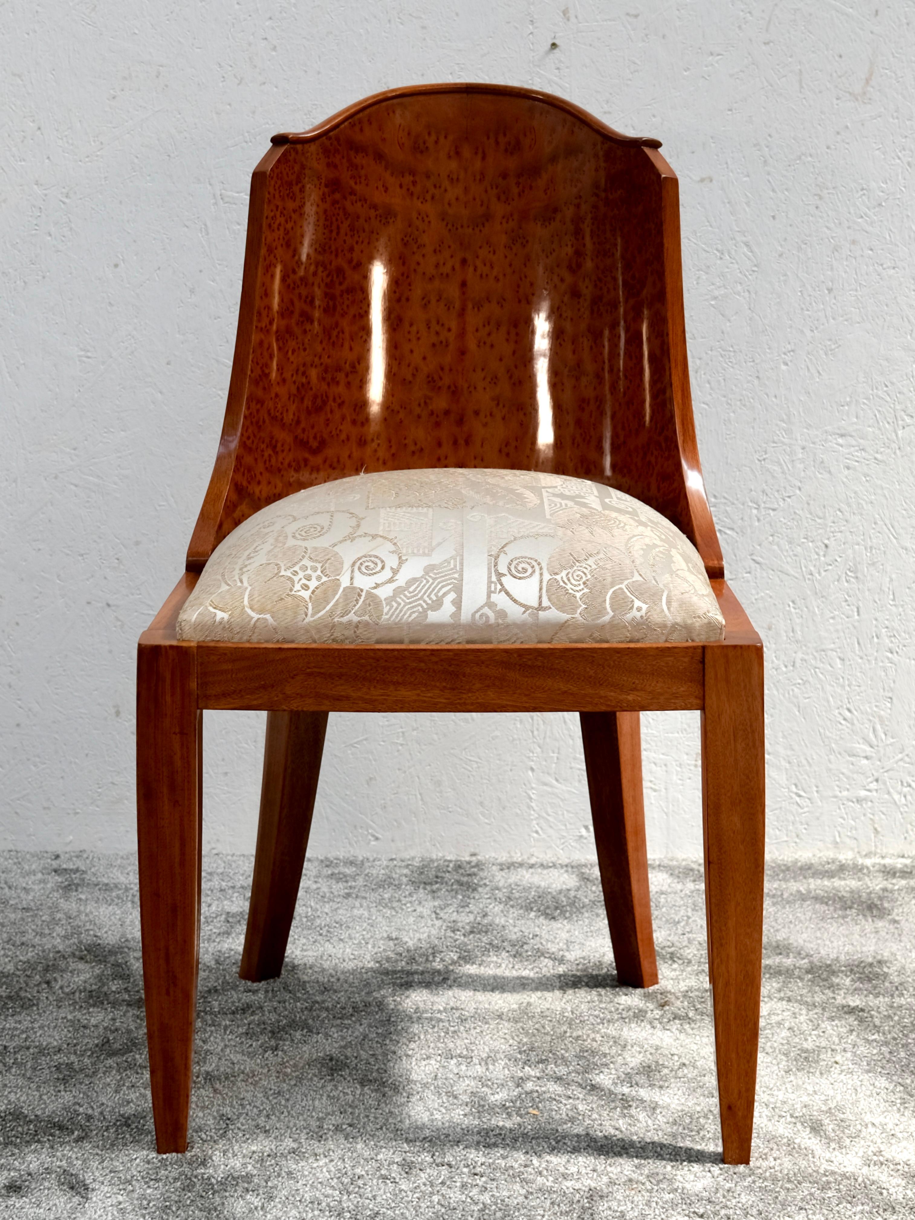 Lucidato Set di 6 sedie francesi Art Déco in legno di Thuja e noce con seduta a motivi, anni '30 in vendita