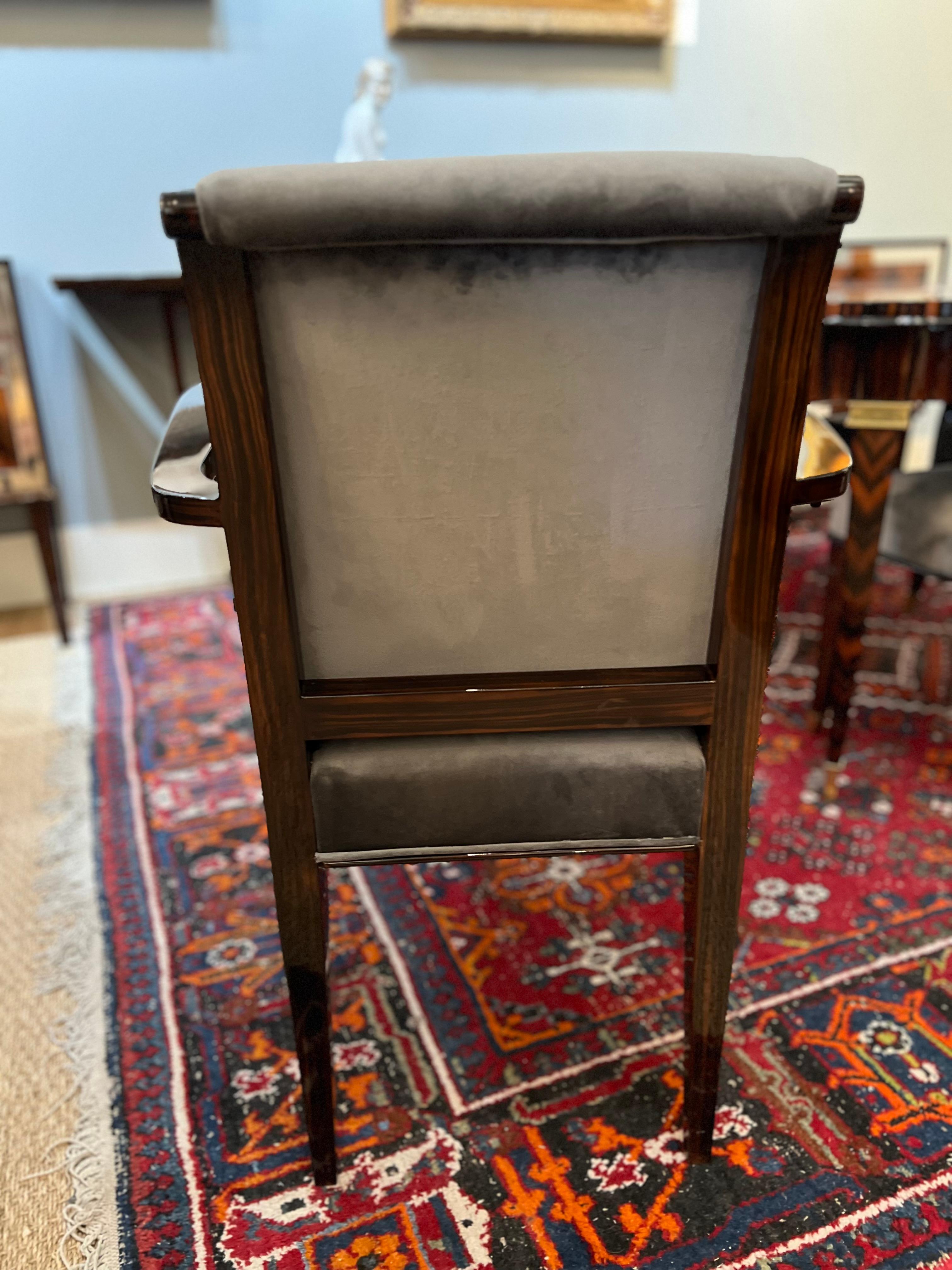 Ensemble de 6 chaises de salle à manger Art déco français Bon état - En vente à Houston, TX