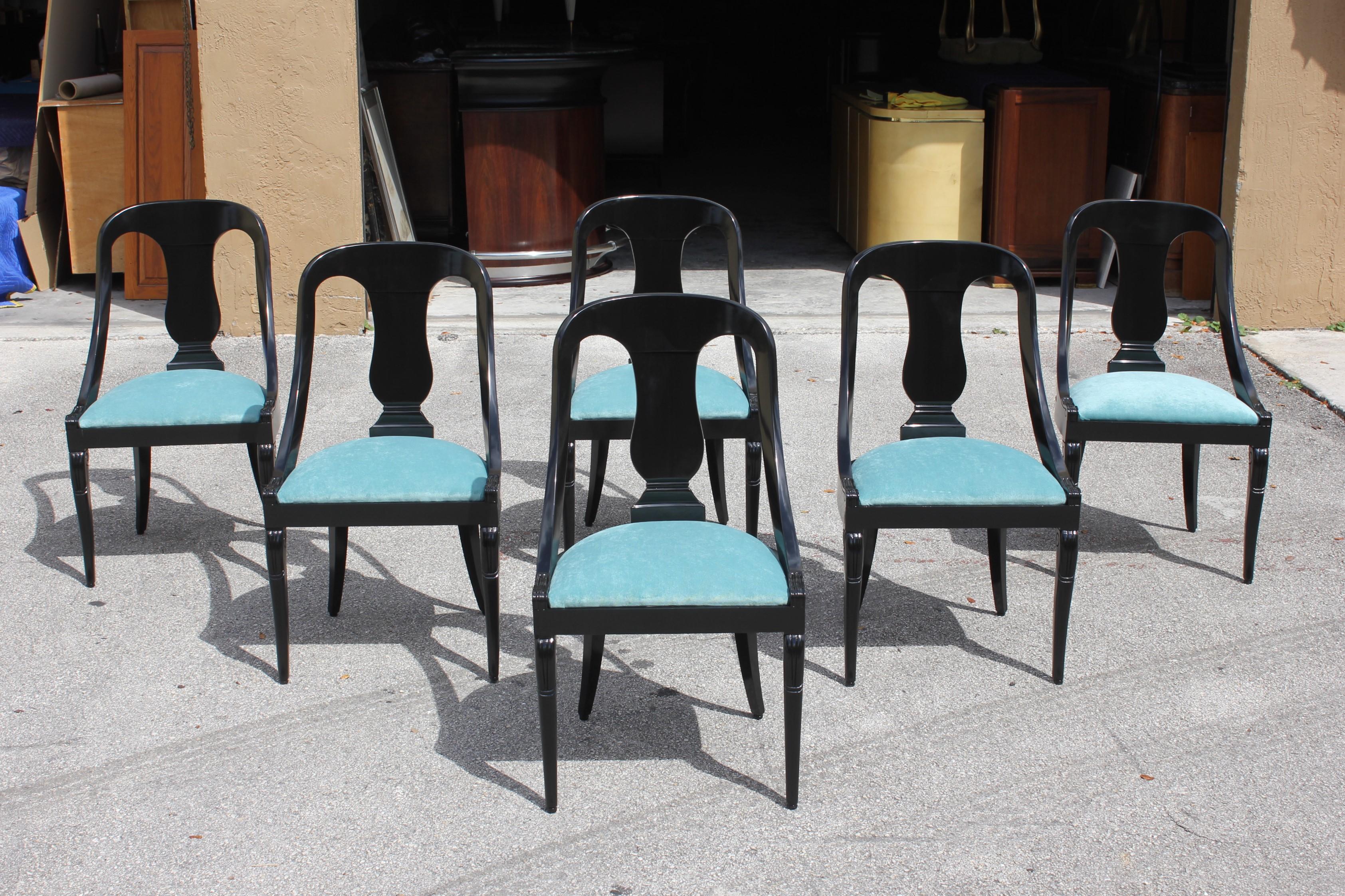 Set of 6 French Art Deco “Gondola” Dining Chairs, 1940s In Good Condition In Hialeah, FL