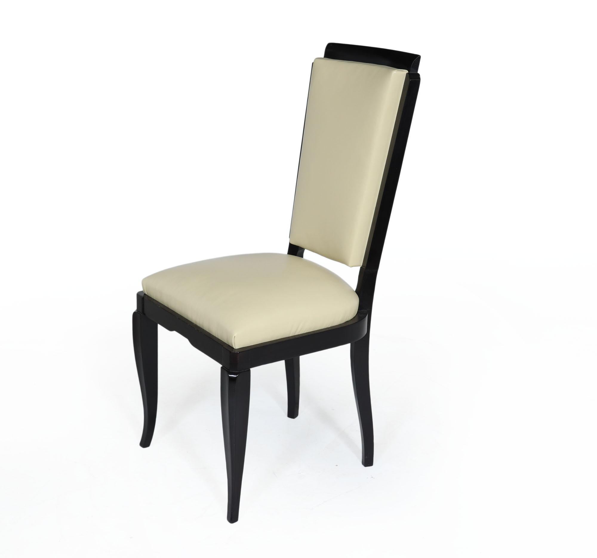 French Art Deco dining chairs
A set of six dining chairs produced in France in the 1920’s, good solid frames with new thick cream leather upholstery with ebonised black piano lacquer frames. The chairs are in excellent condition throughout and have